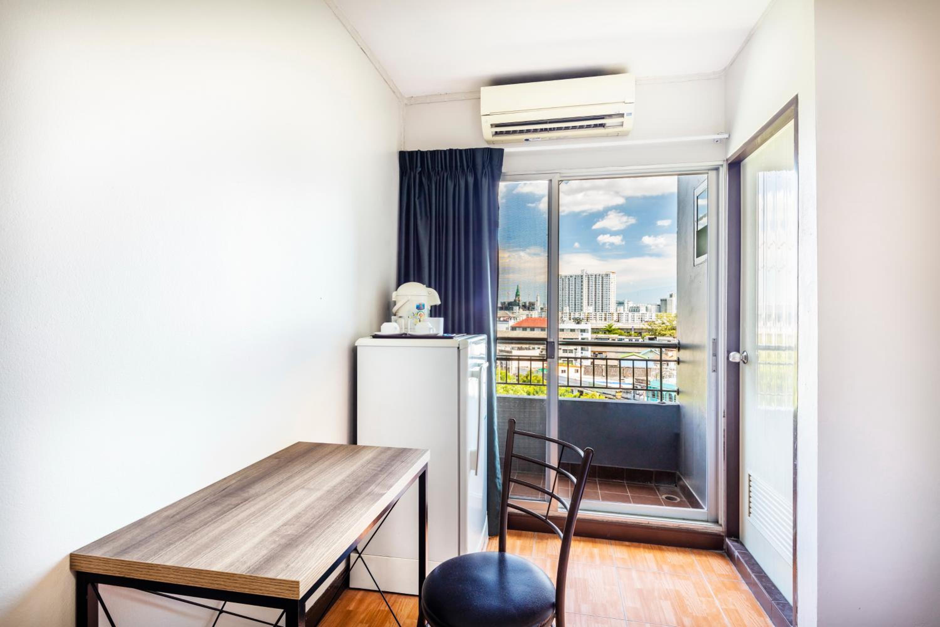 Standard Double Room - No Parking