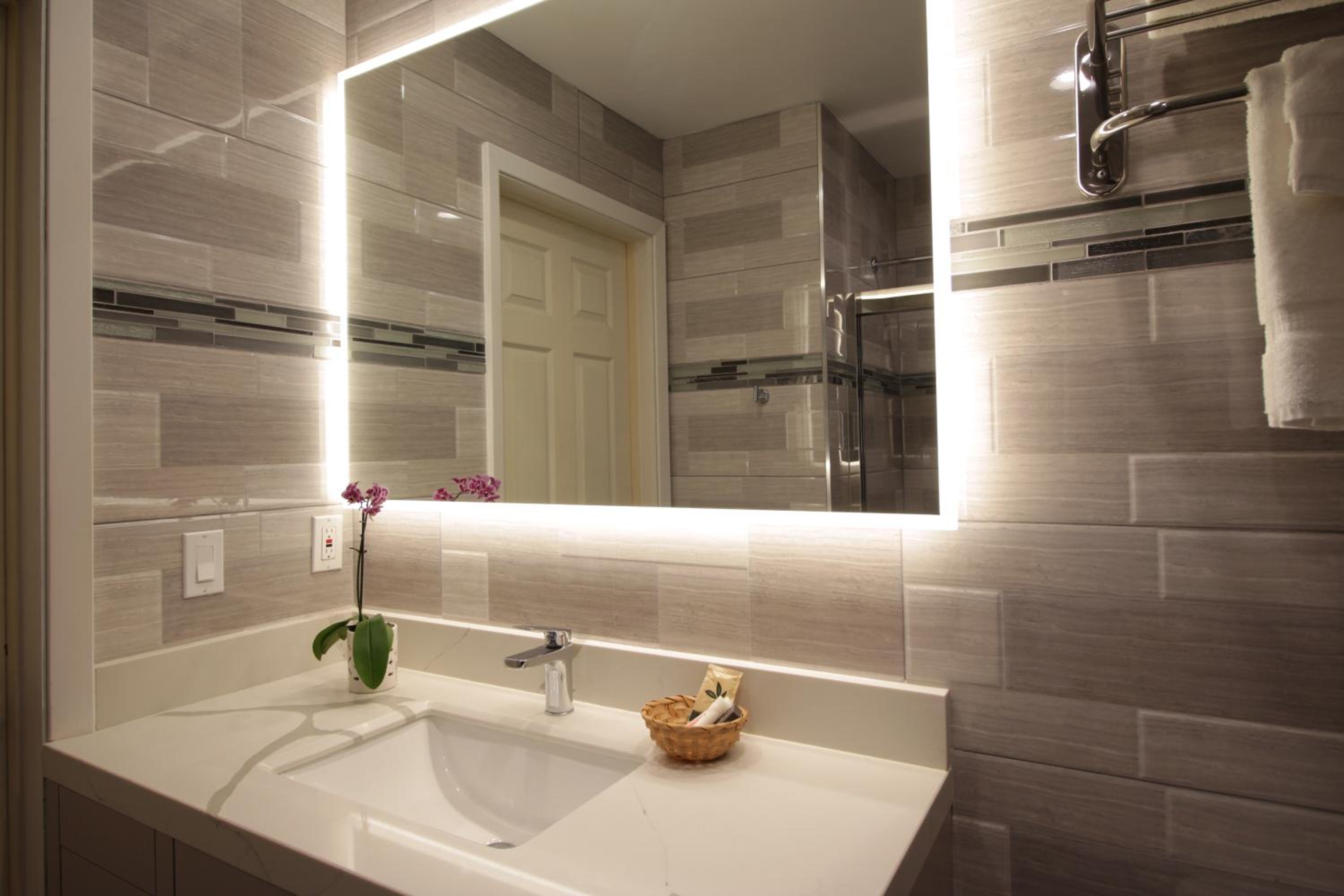 Standard Queen Room with Two Queen Beds