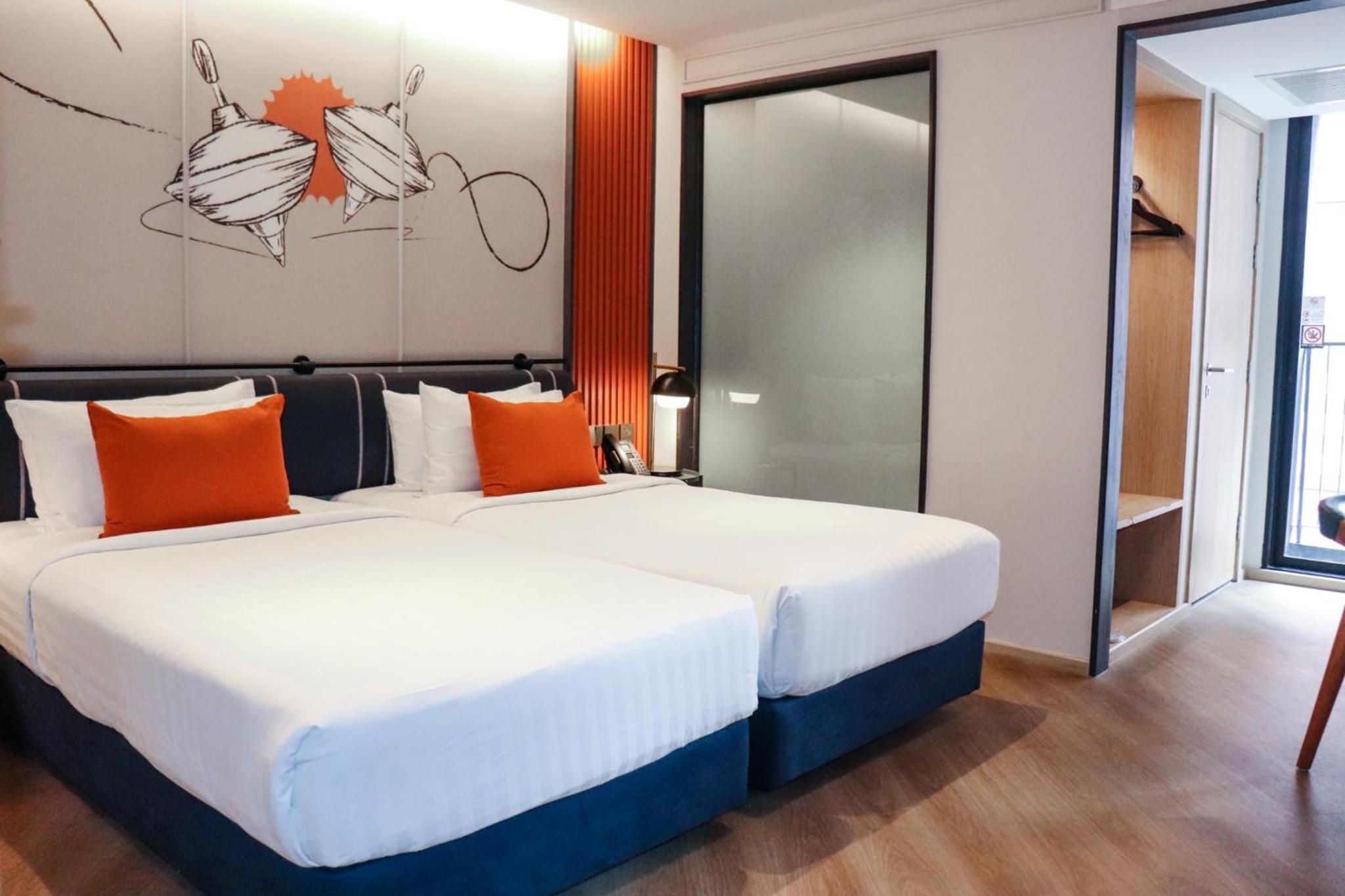 Standard Twin Room