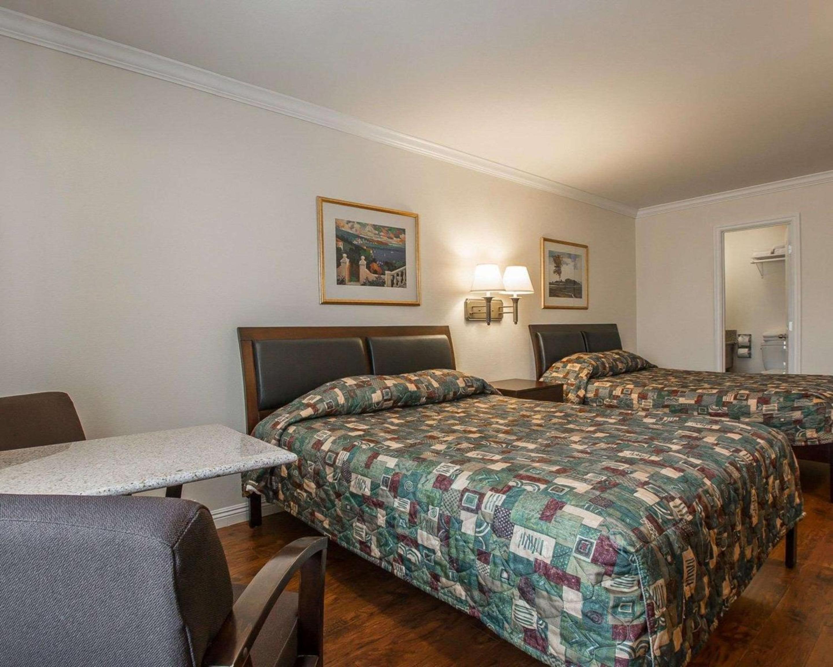 Queen Room with Two Queen Beds - Non-Smoking