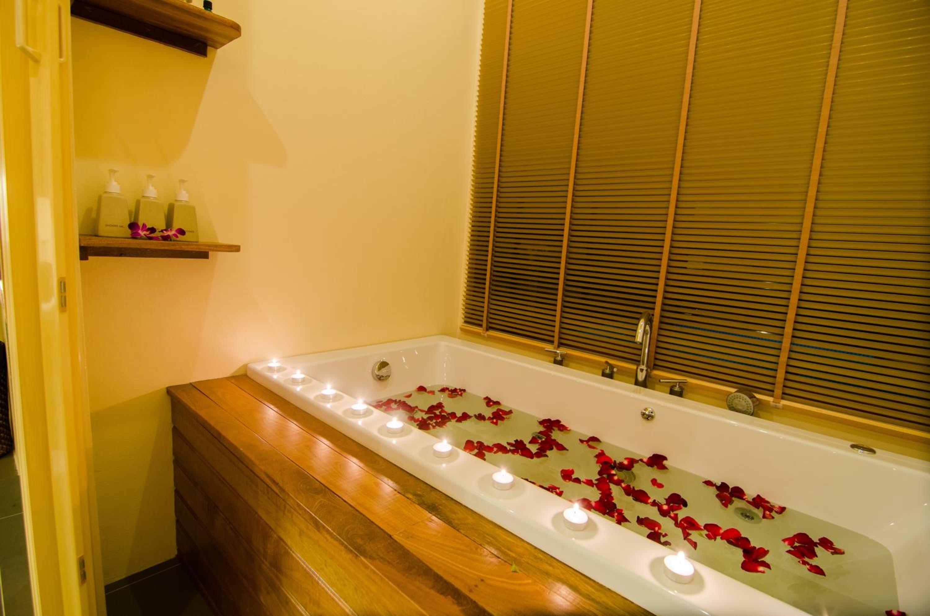 Deluxe Pool Villa with Ocean View