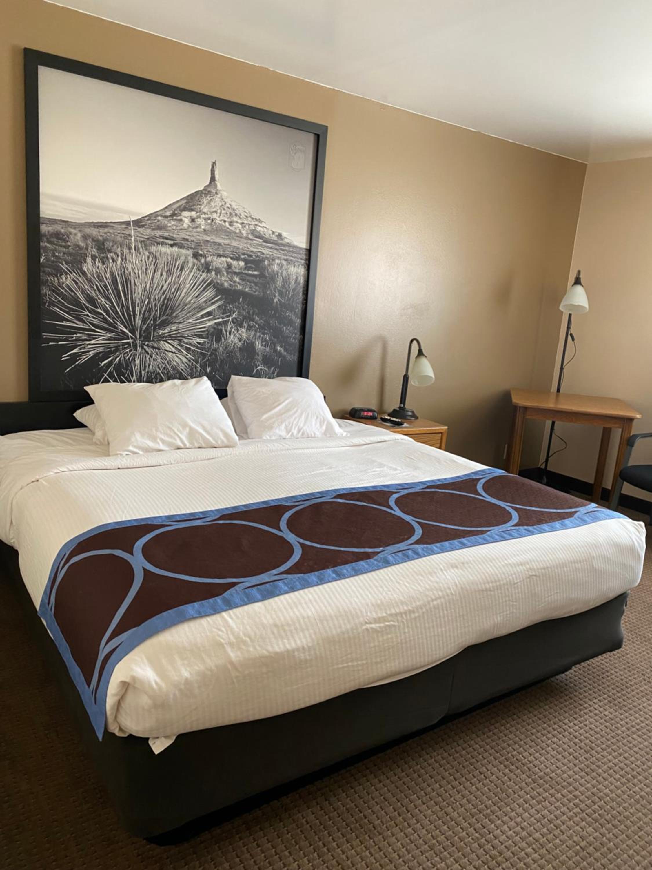 King Room - Non-Smoking