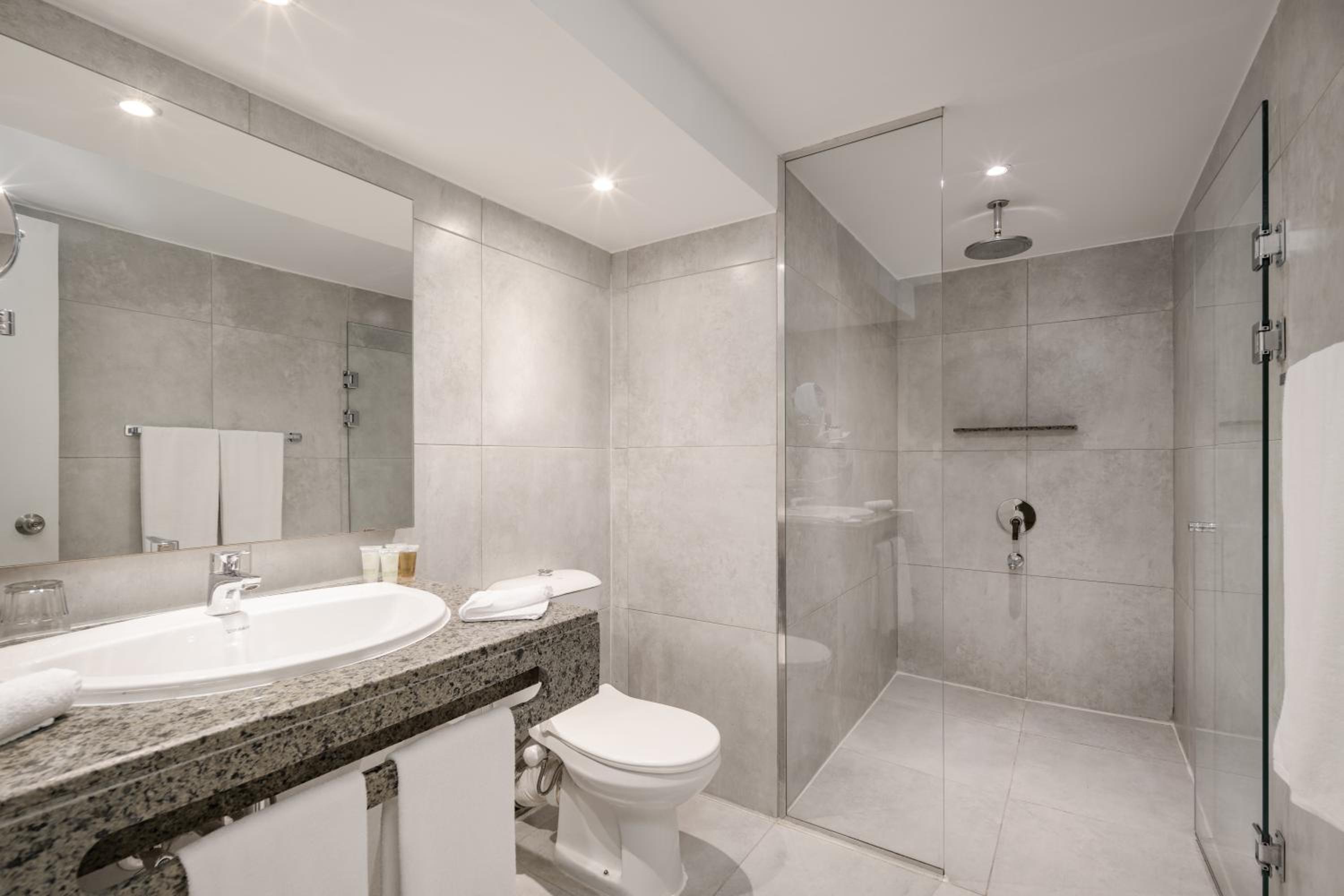 Deluxe Family Suite Two Bedroom 