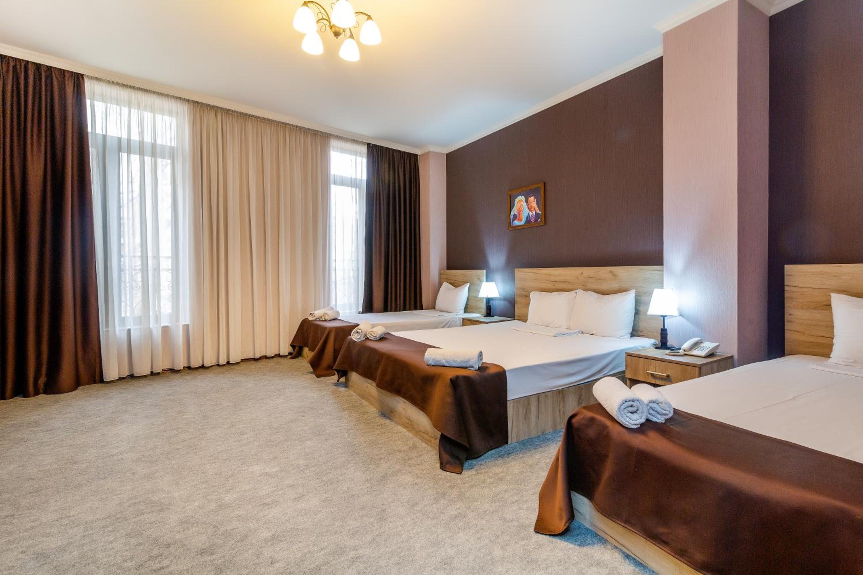 Deluxe Quadruple Room