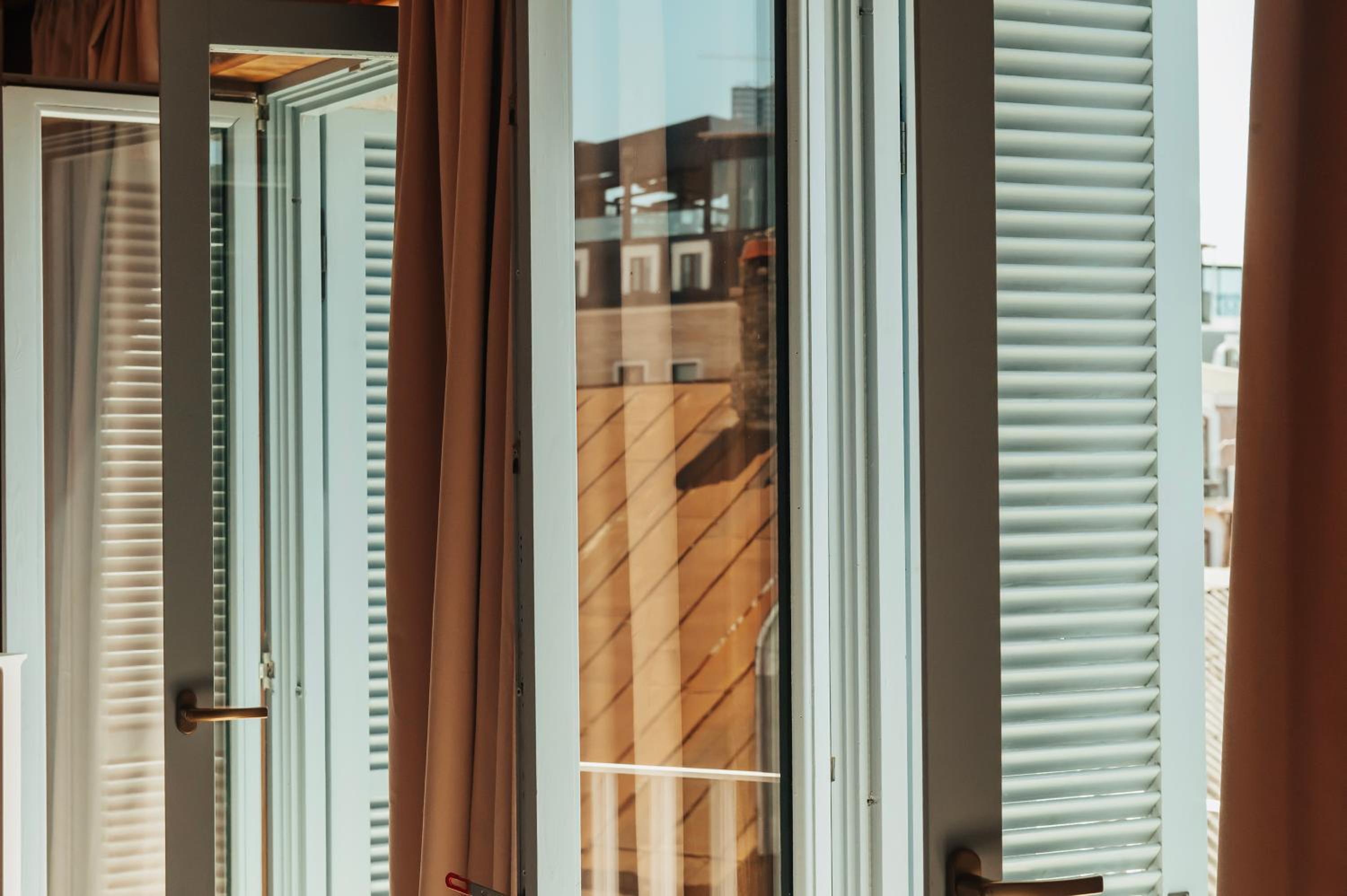 Old Town View Signature Room