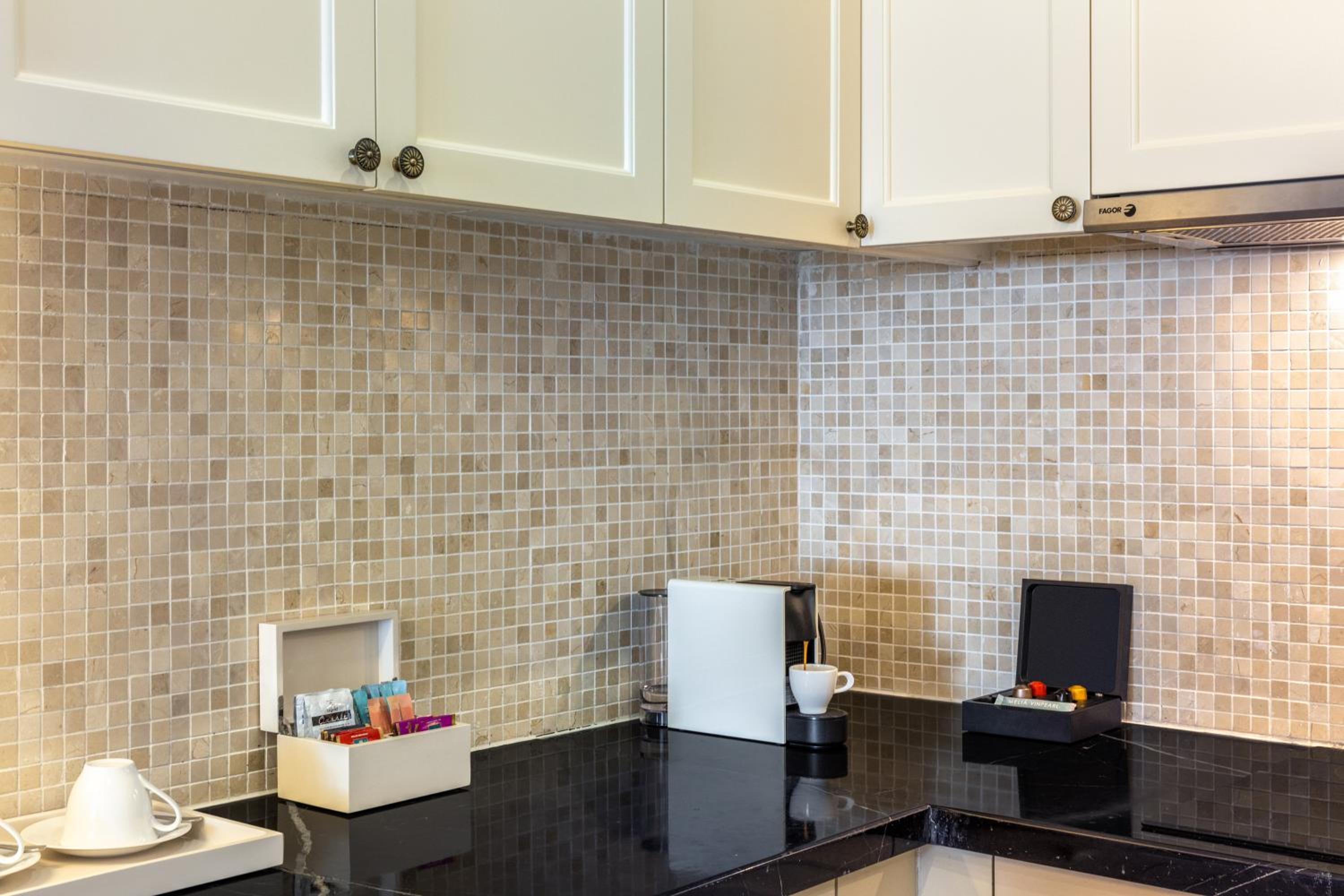 One-Bedroom Villa with Lake View and Private Pool