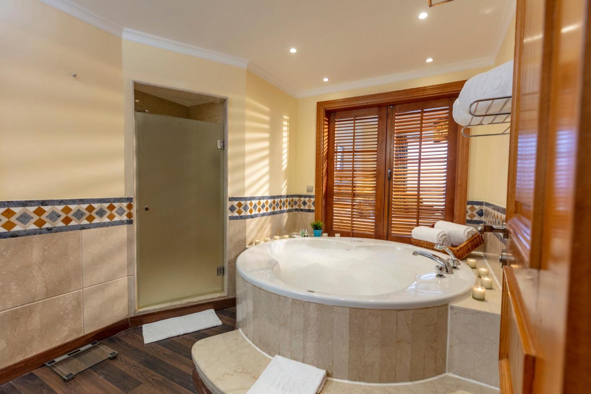 Villa Farida With Private Pool