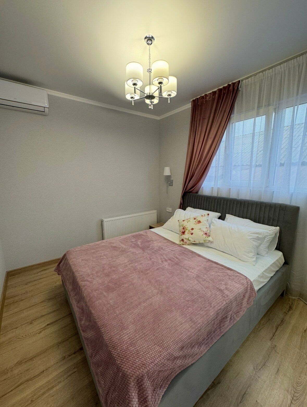 Апартаменты с балконом "Grey"