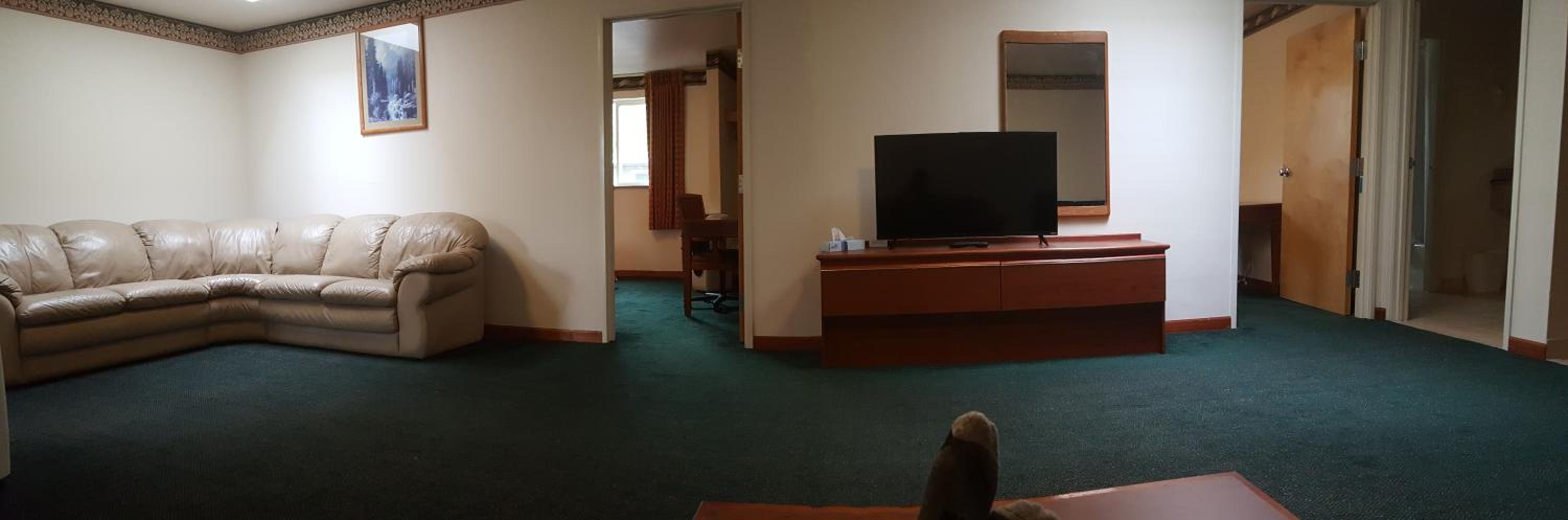 Three-Bedroom Suite