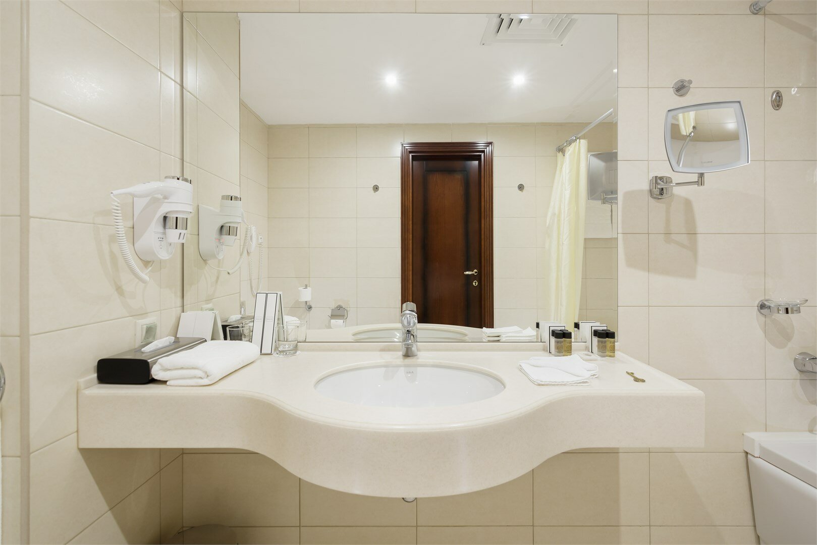 Апартаменты с балконом