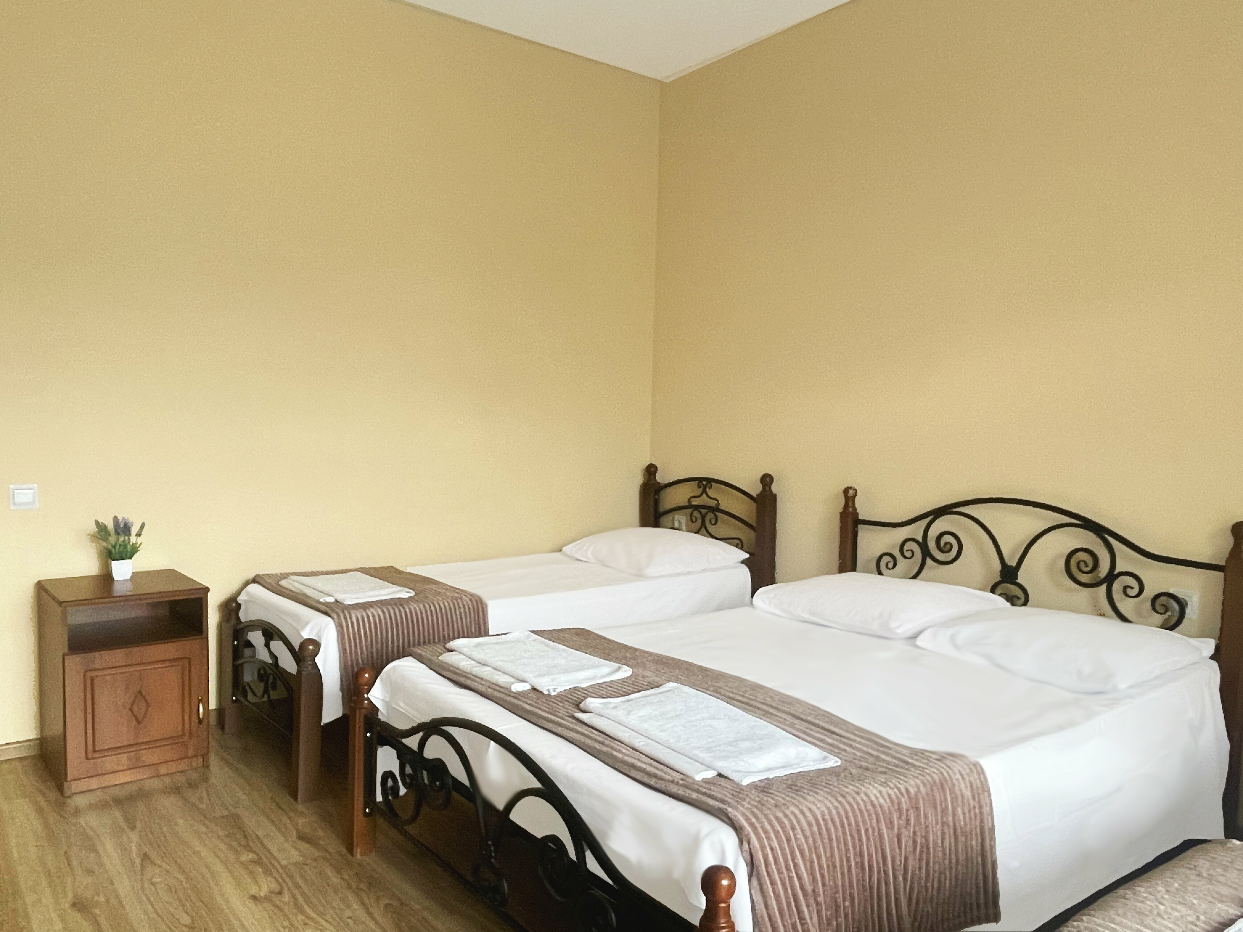 Четырехместный номер с балконом