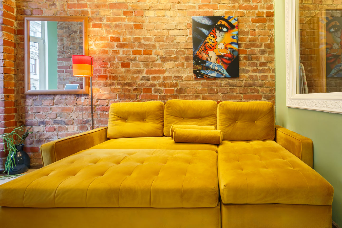 На Большом 13. Эркер