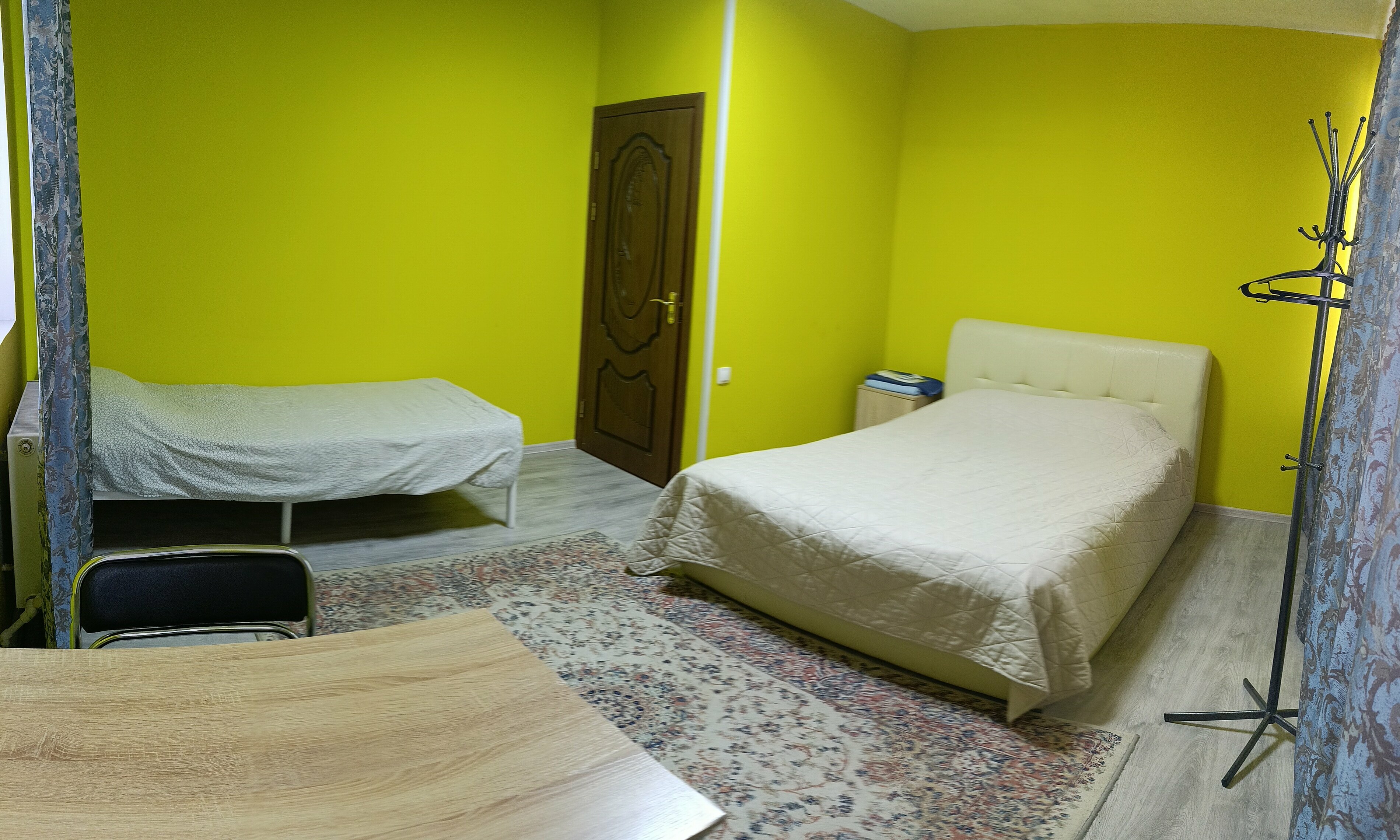 Двухместный номер с 1 кроватью и общим туалетом