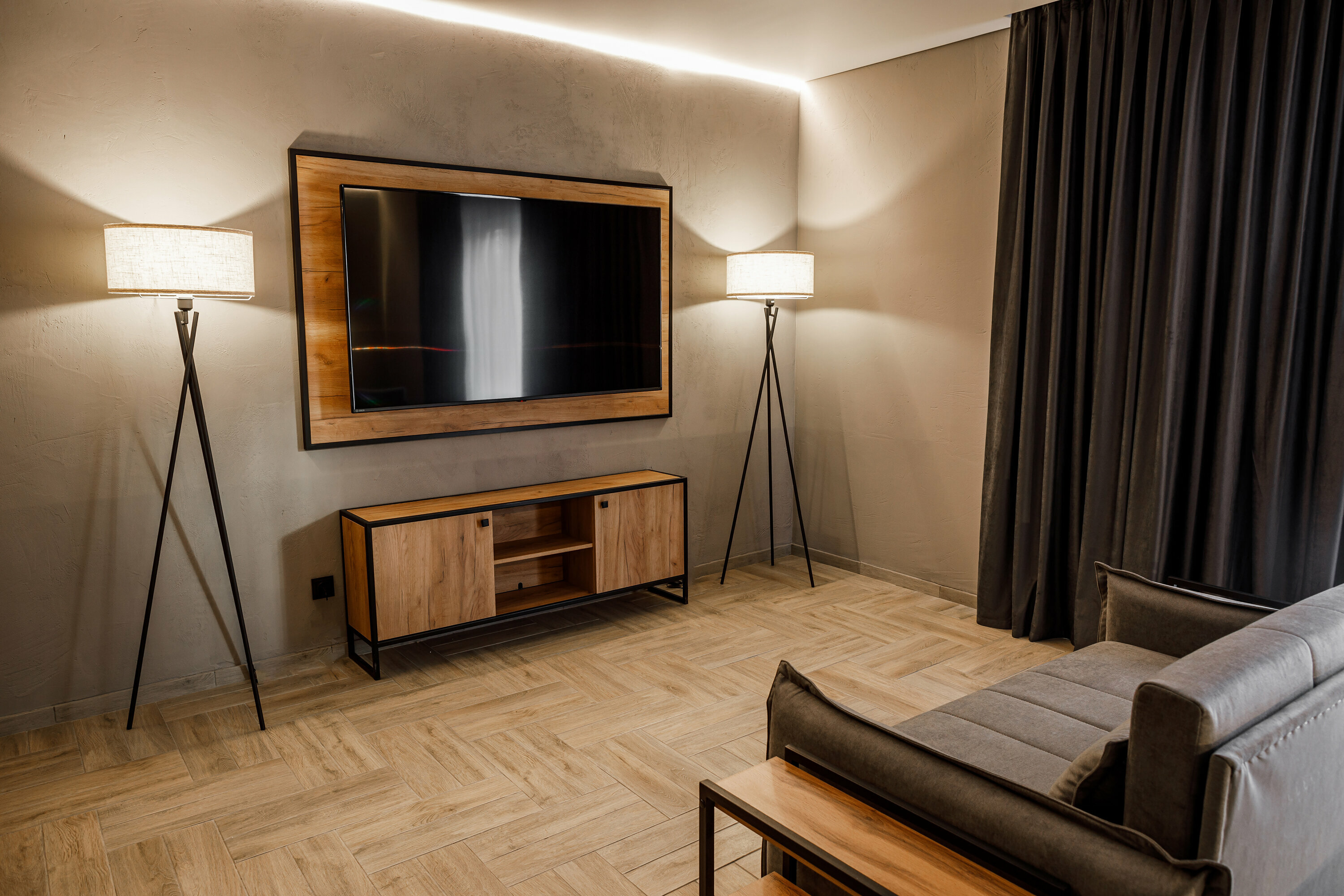 Четырёхместный (Улучшенный стандарт с диваном, корпус 1)