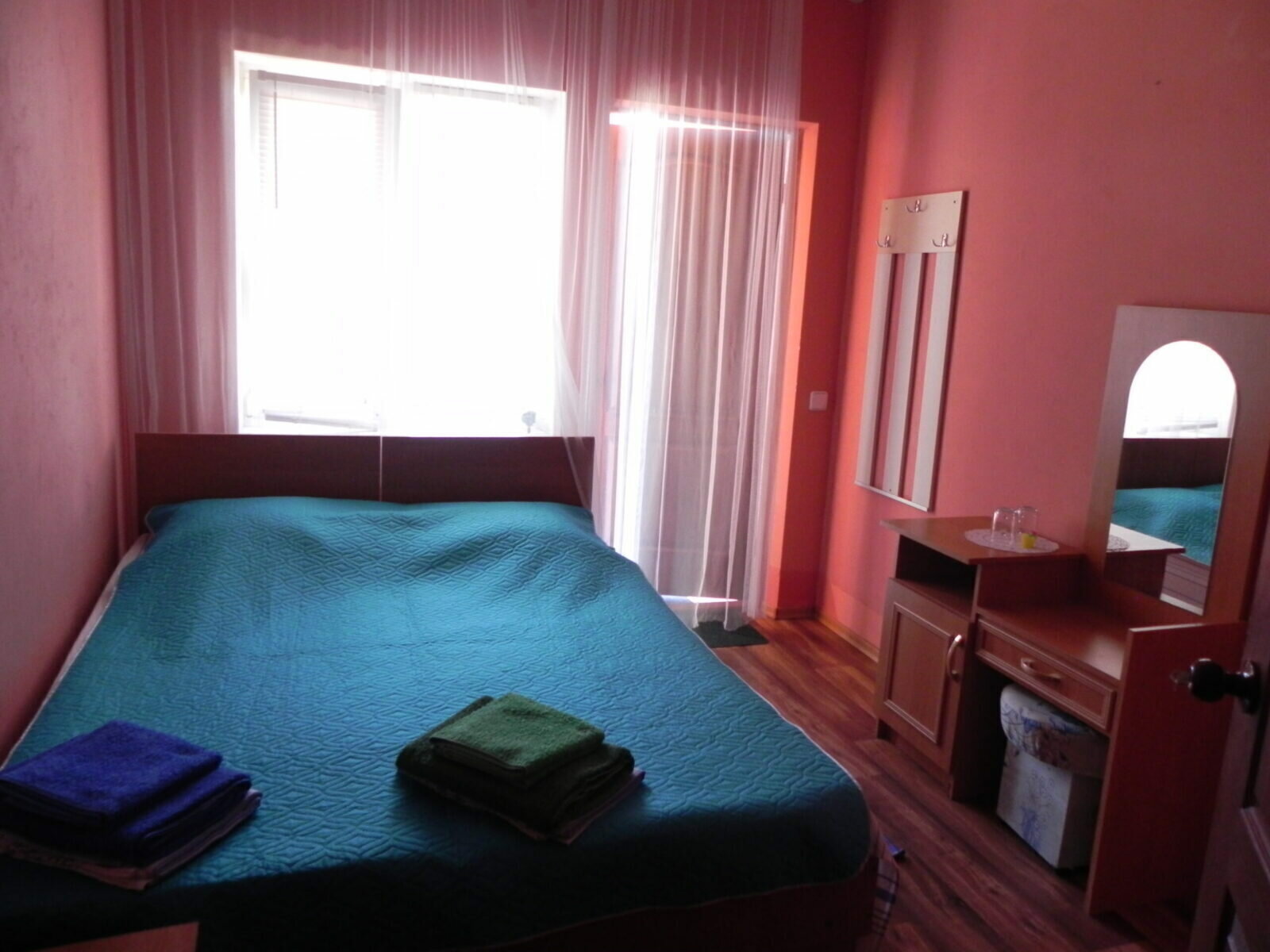 ДВУХ МЕСТНАЯ С ТЕРРАСОЙ