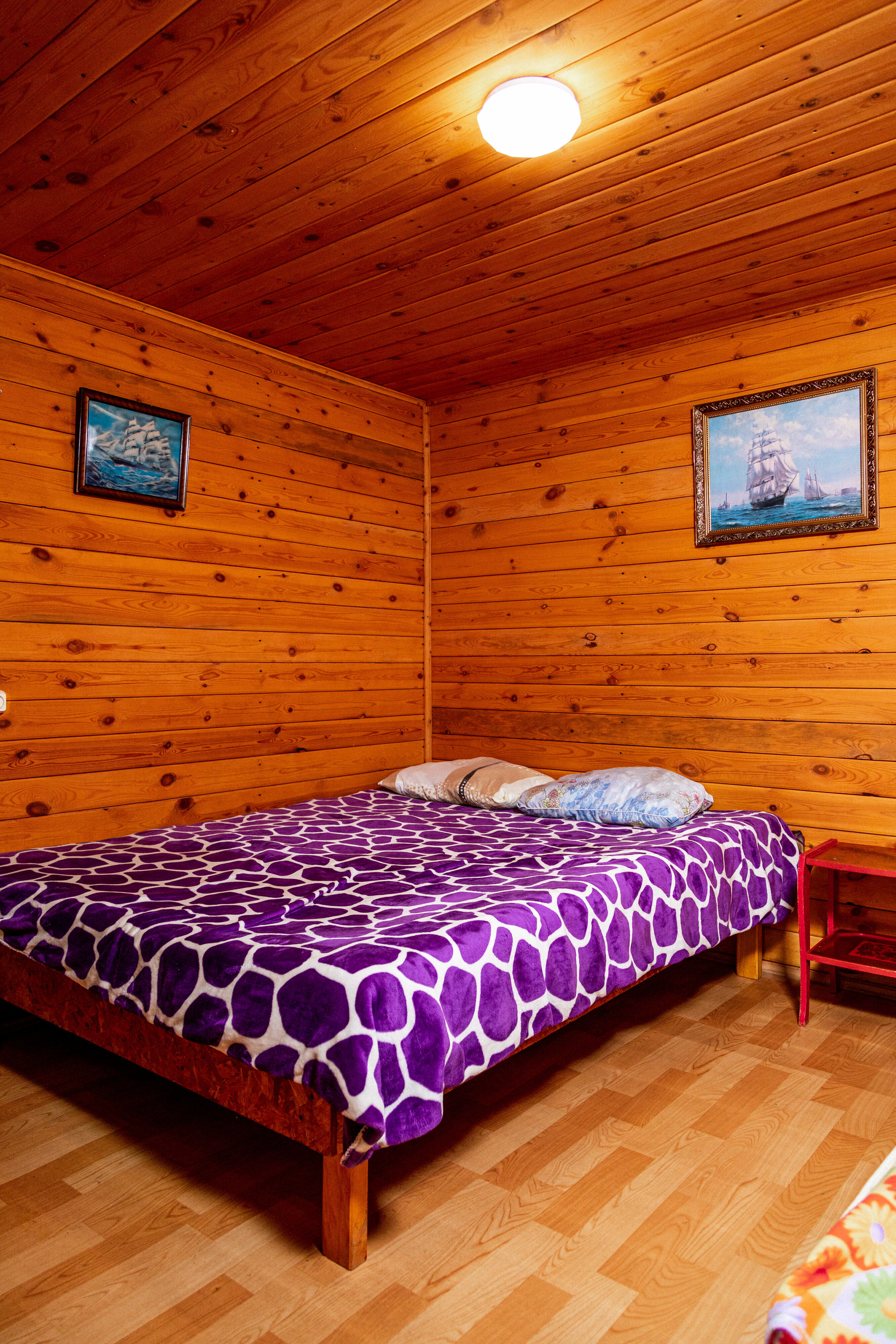 Трехместный номер «Комфорт» с душем