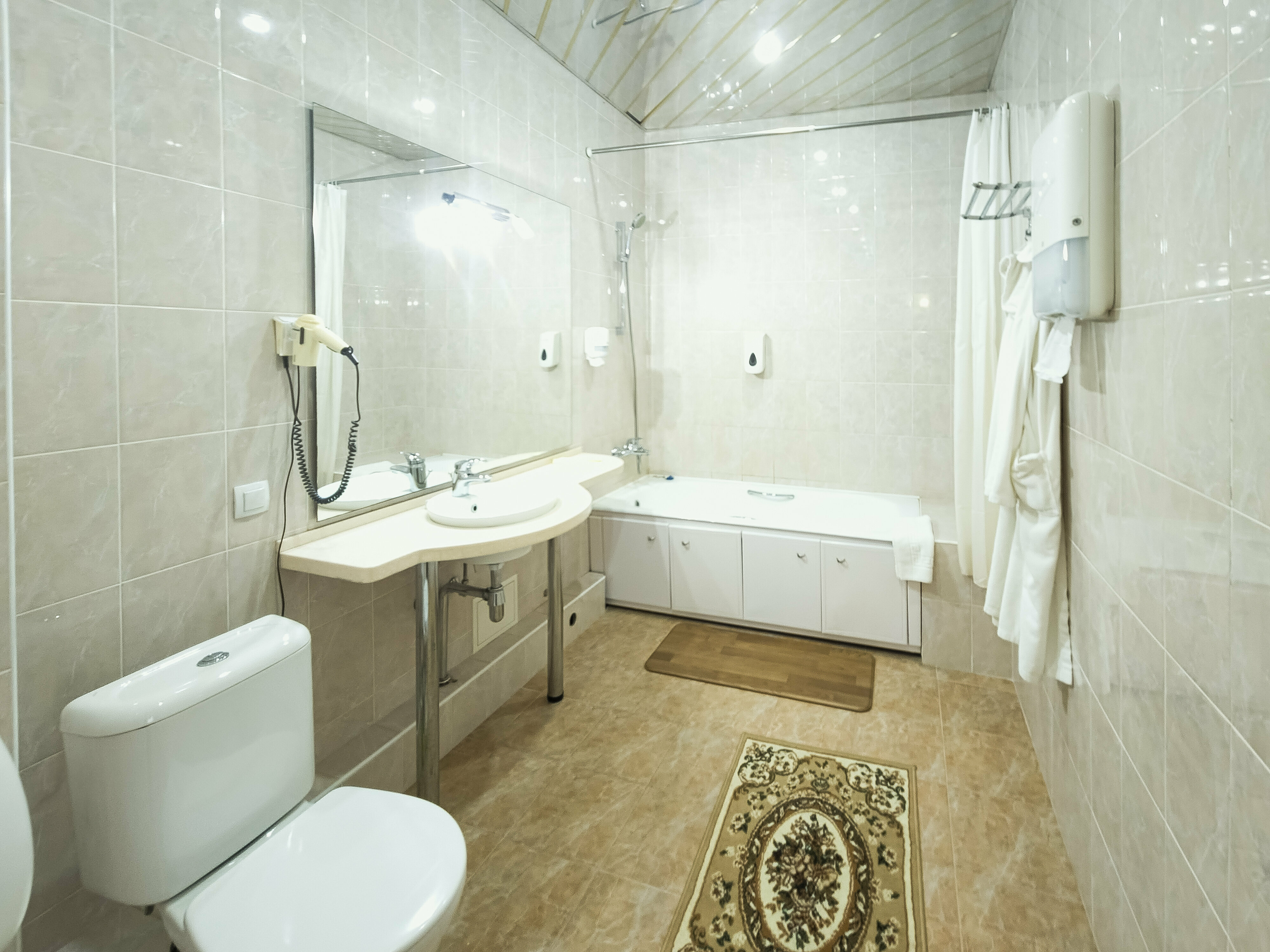 Улучшенный двухместный номер с 1 кроватью