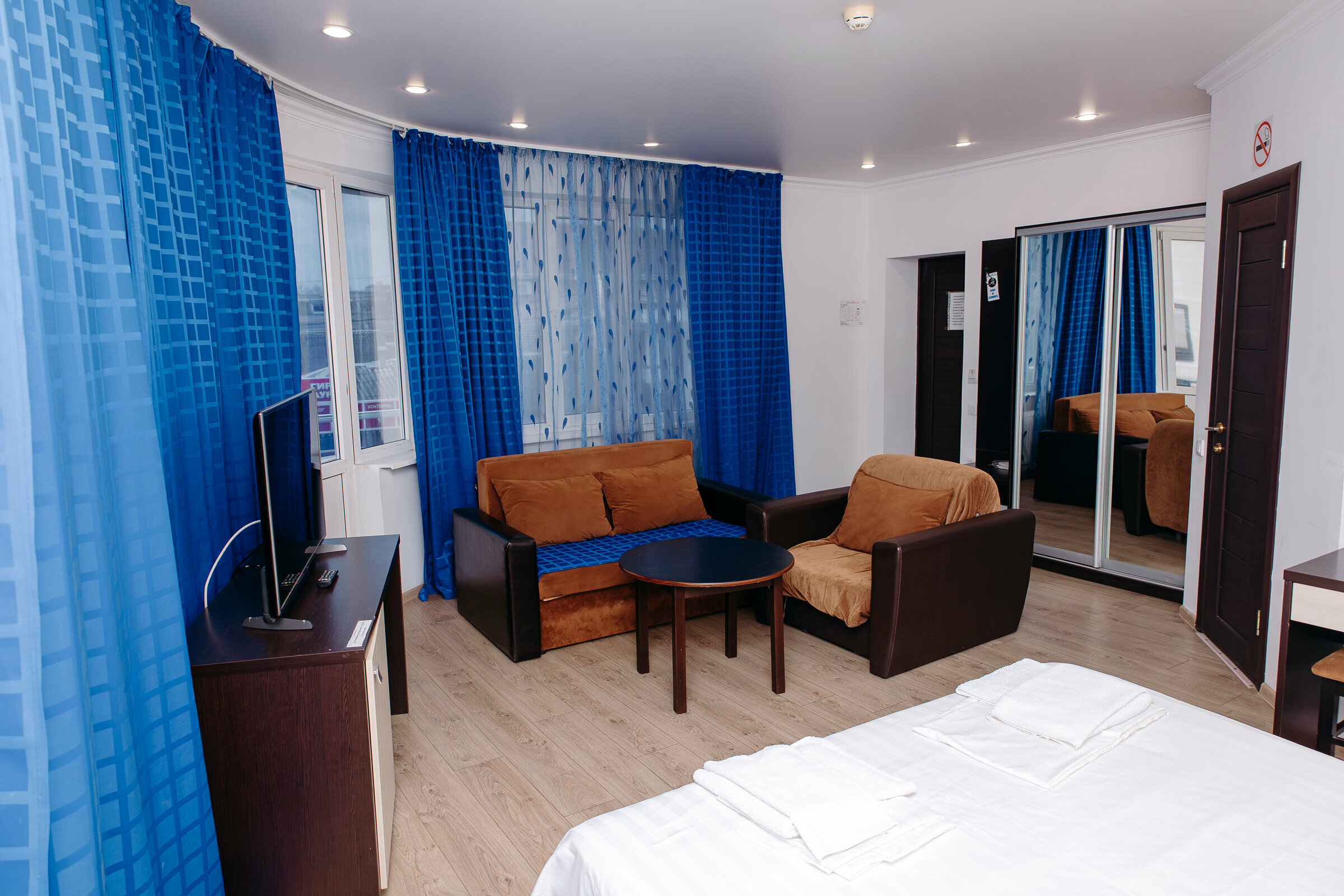 Семейный номер с балконом