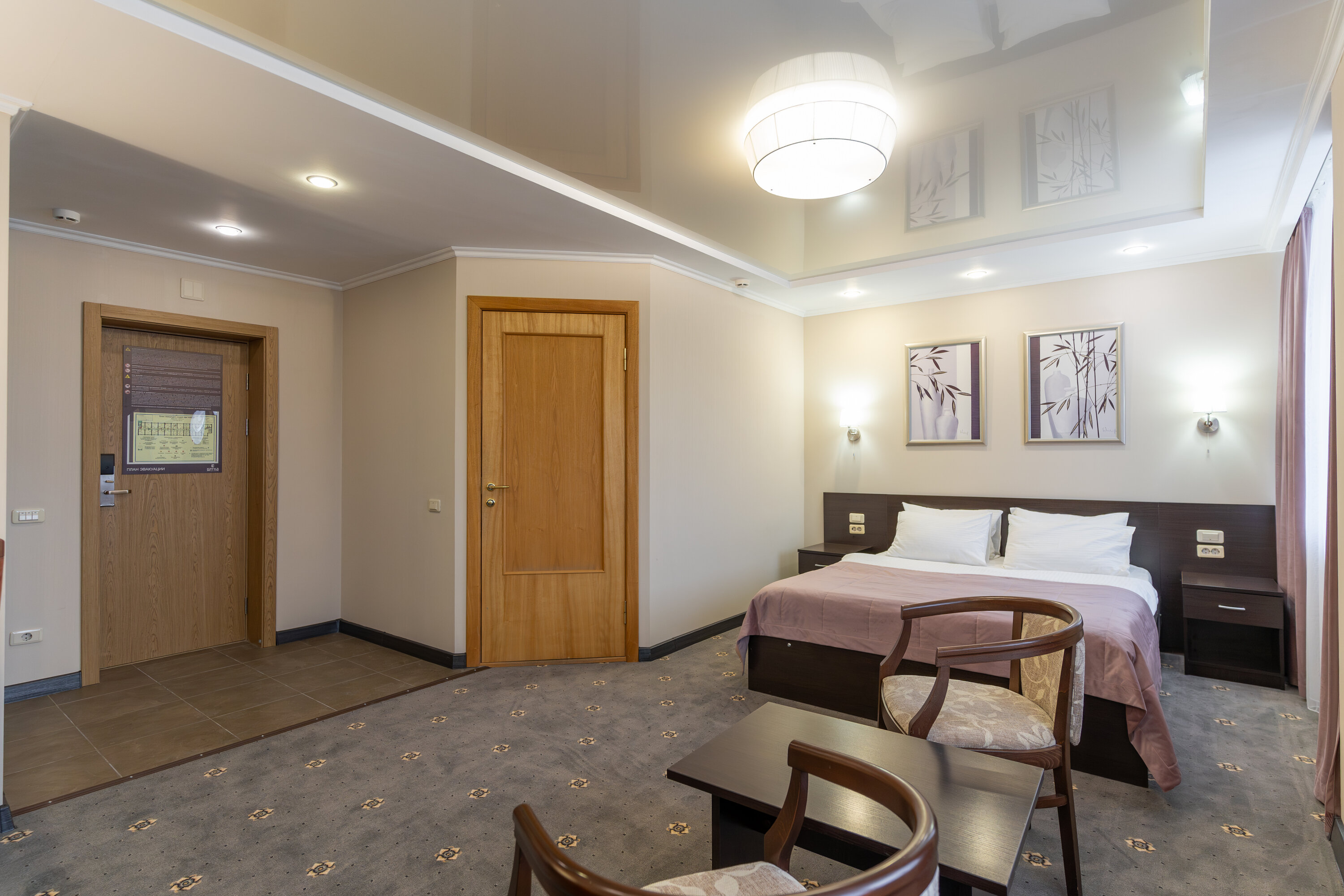 Номер-студия Делюкс