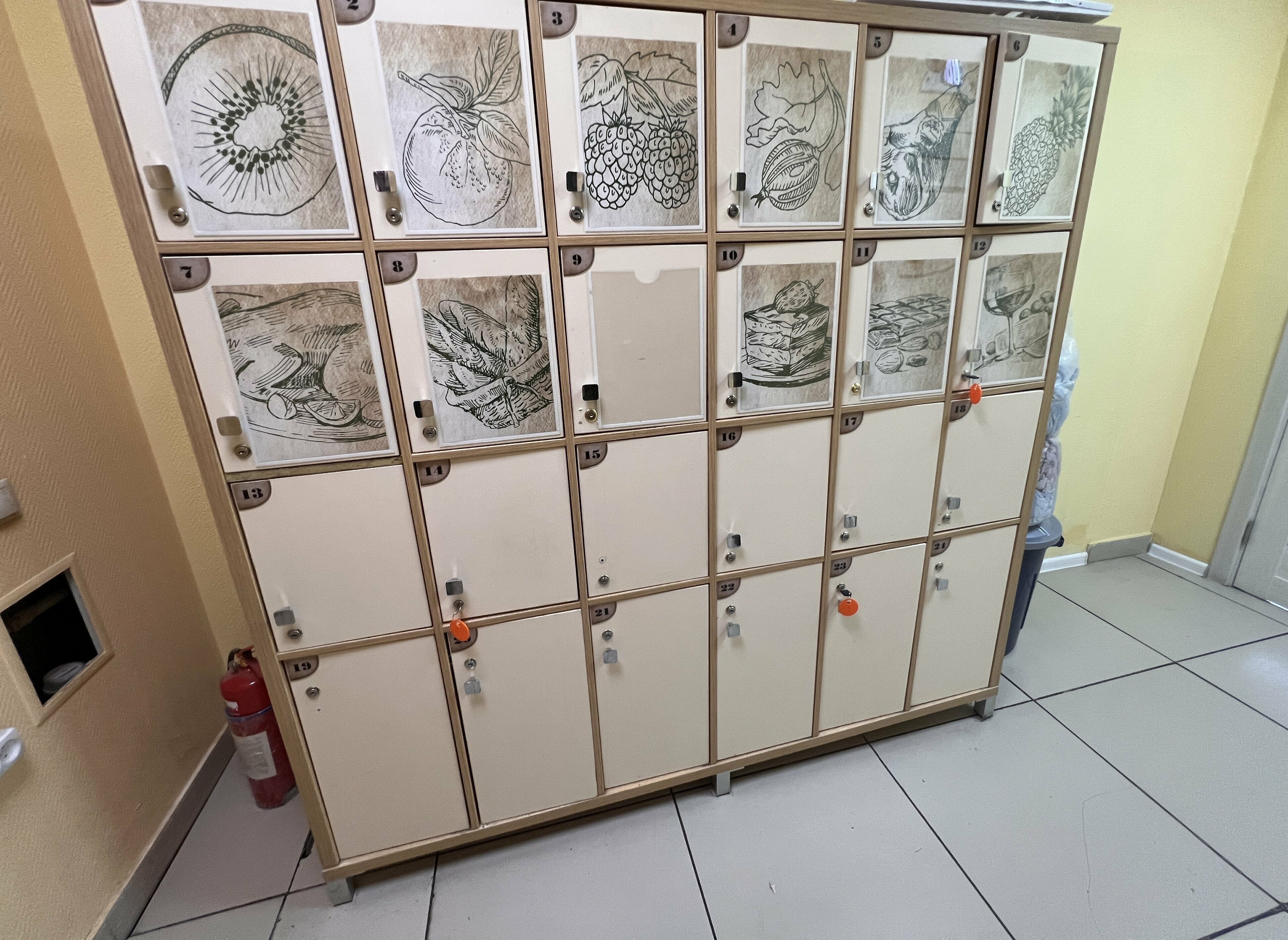 Кровать в общем 10-ти местном номере