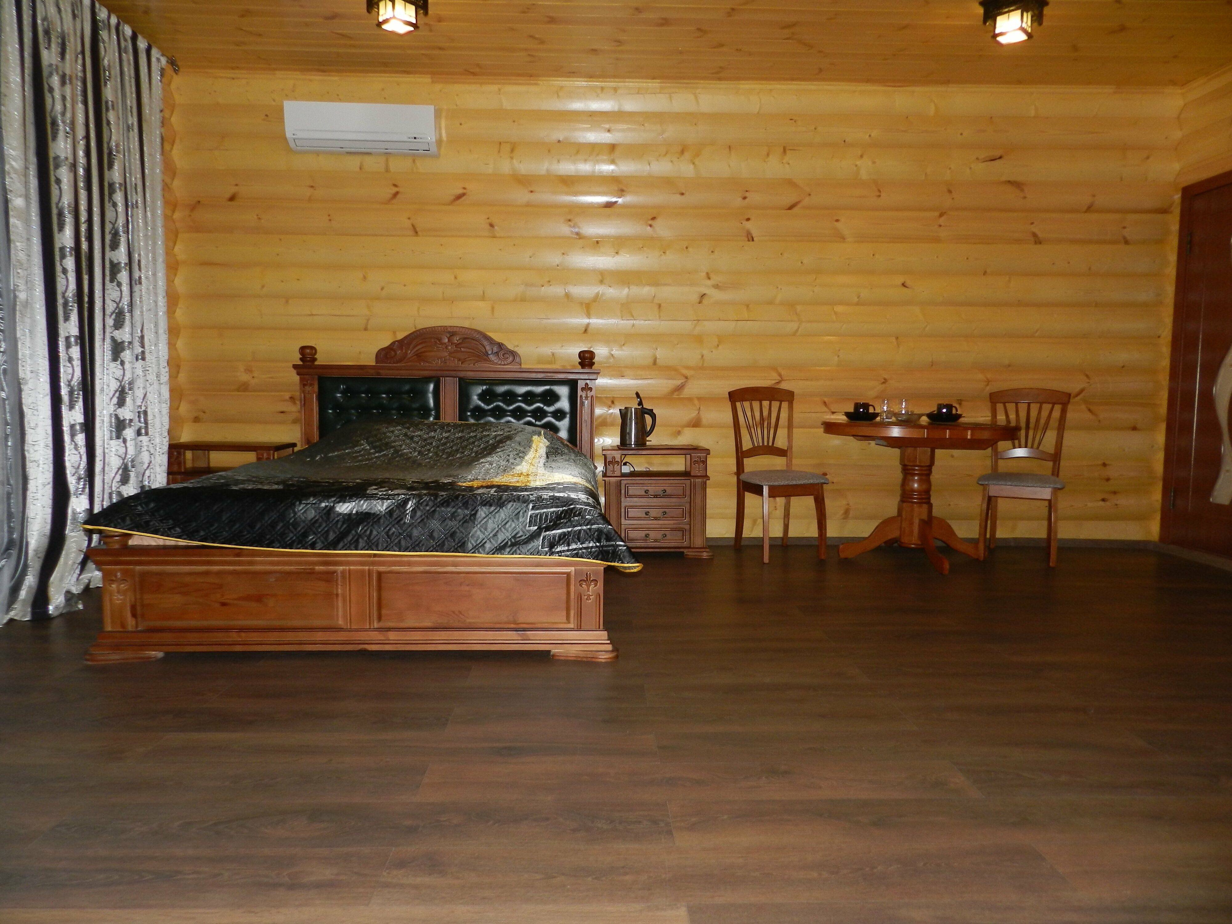 Улучшенный двухместный номер с 1 кроватью