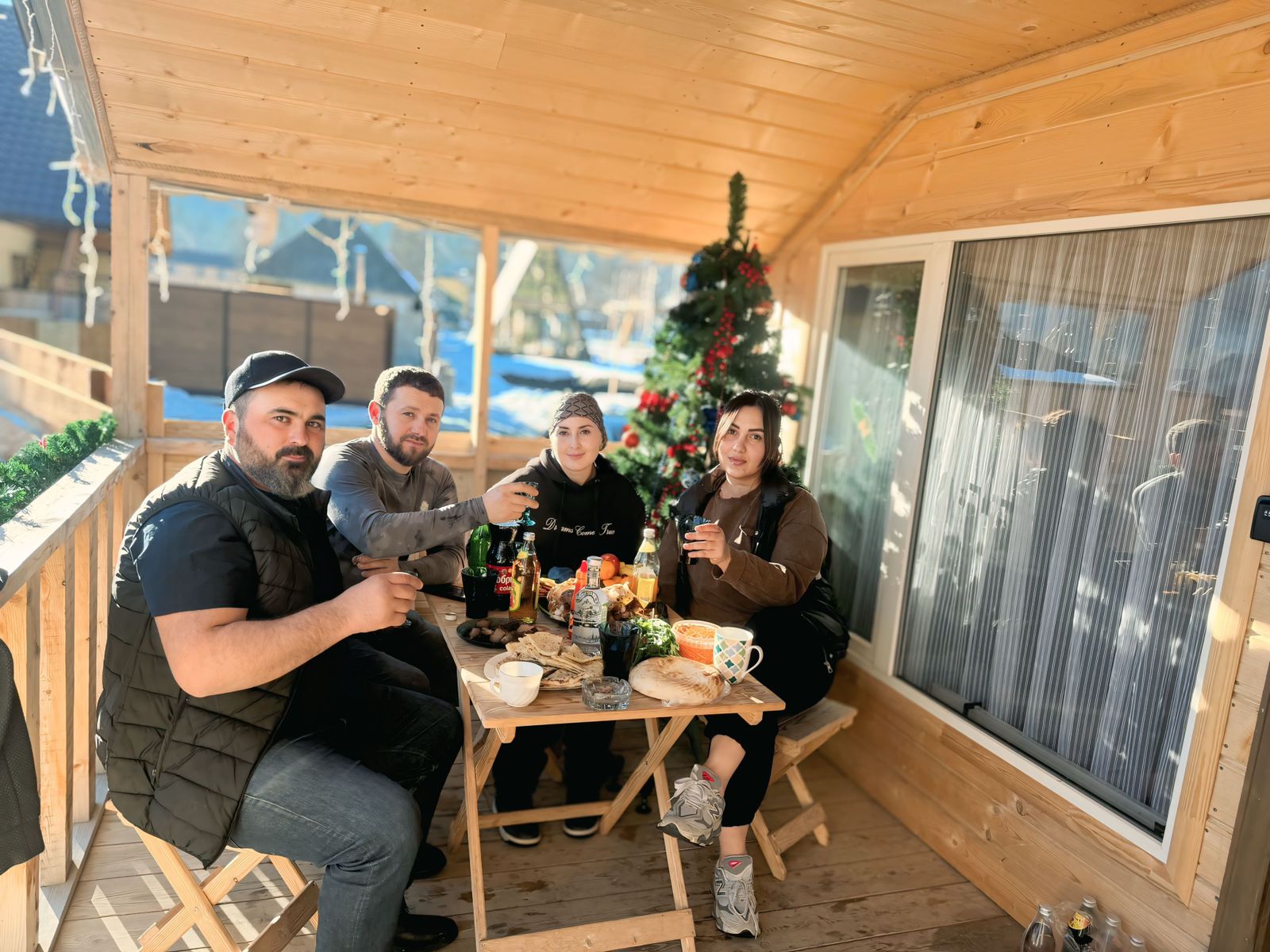 Четырехместный номер с видом на горы