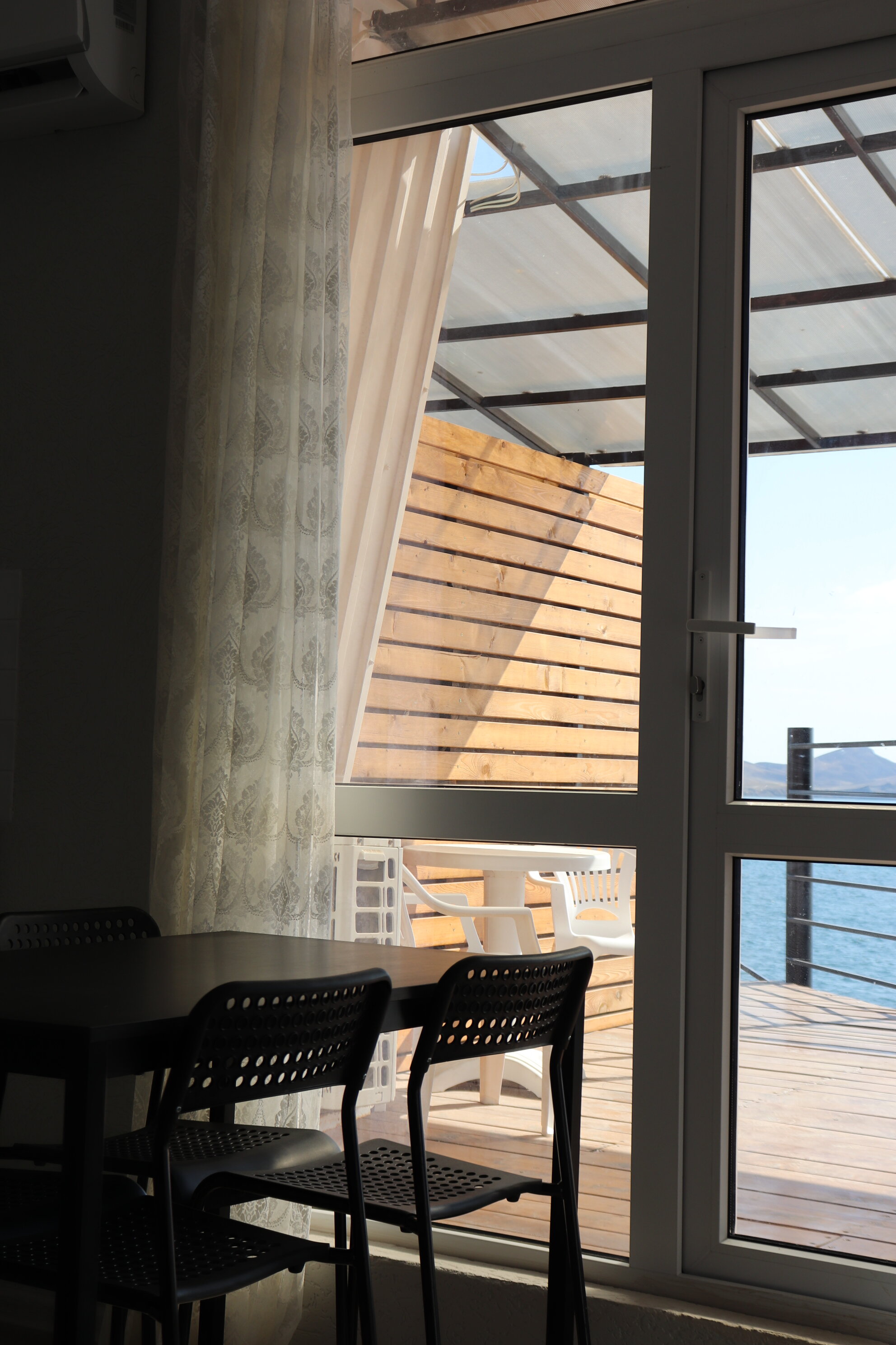 Апартаменты-евродвушка с видом на море