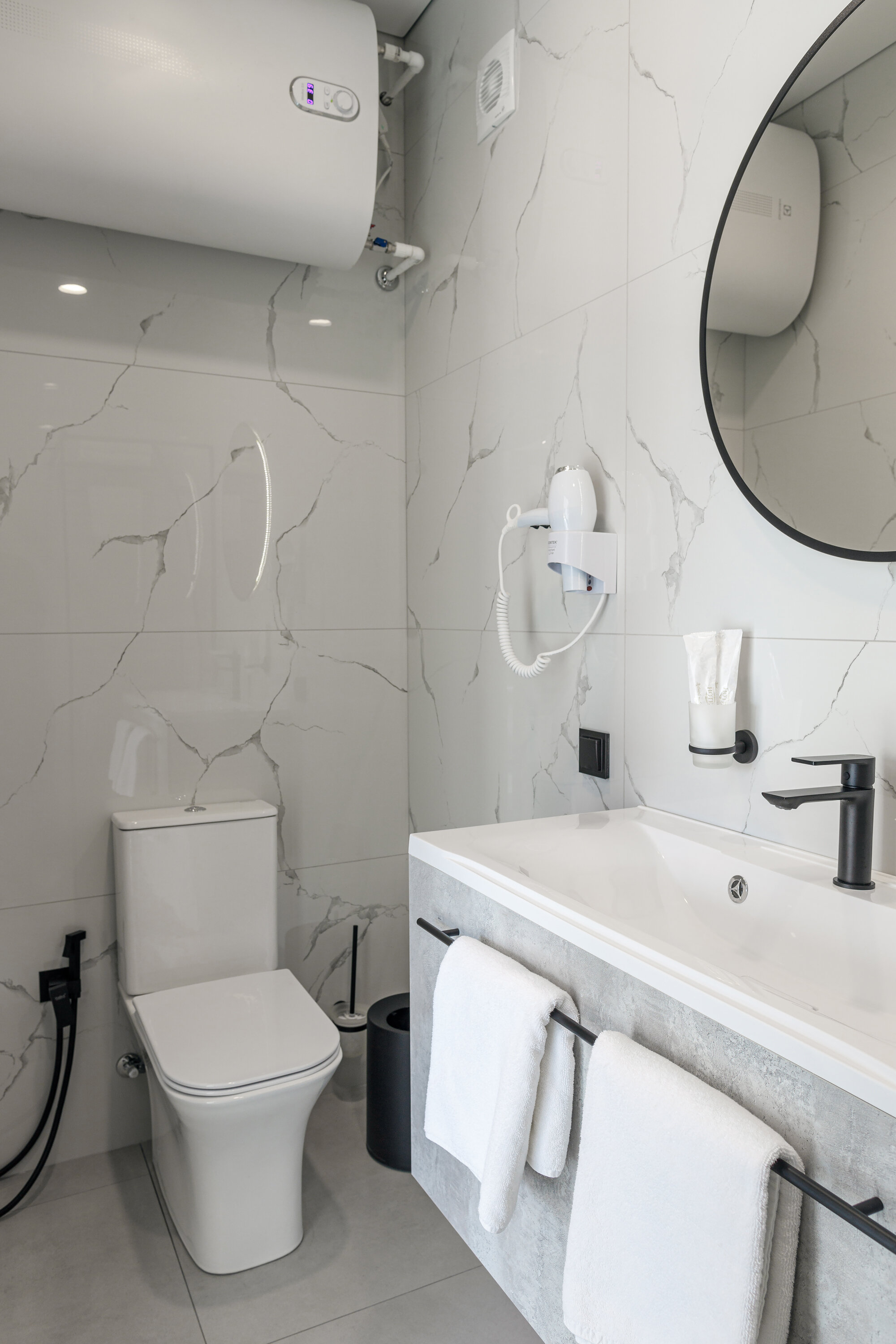 Номер-студия с видом на озеро