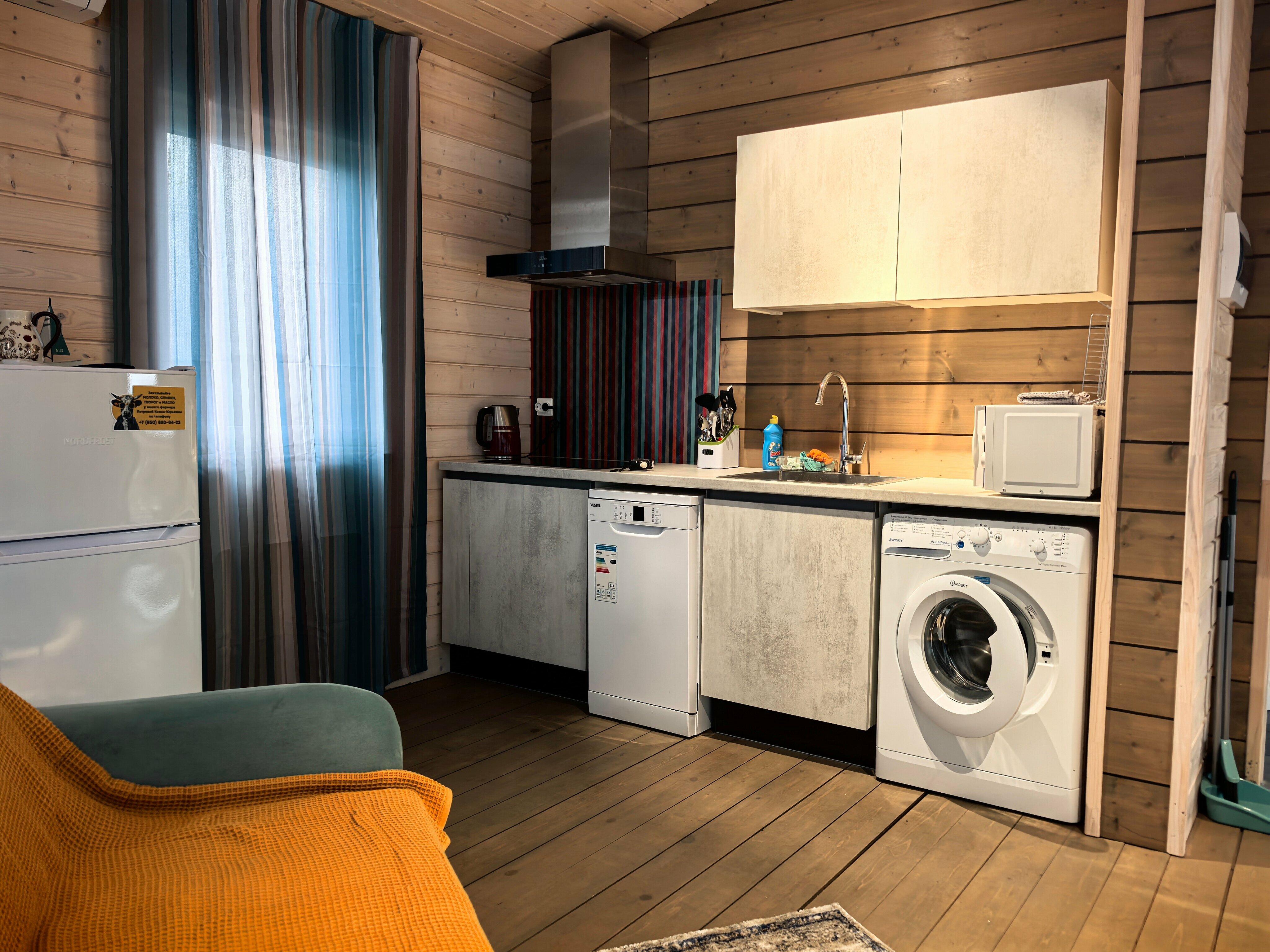 Дом с видом на озеро