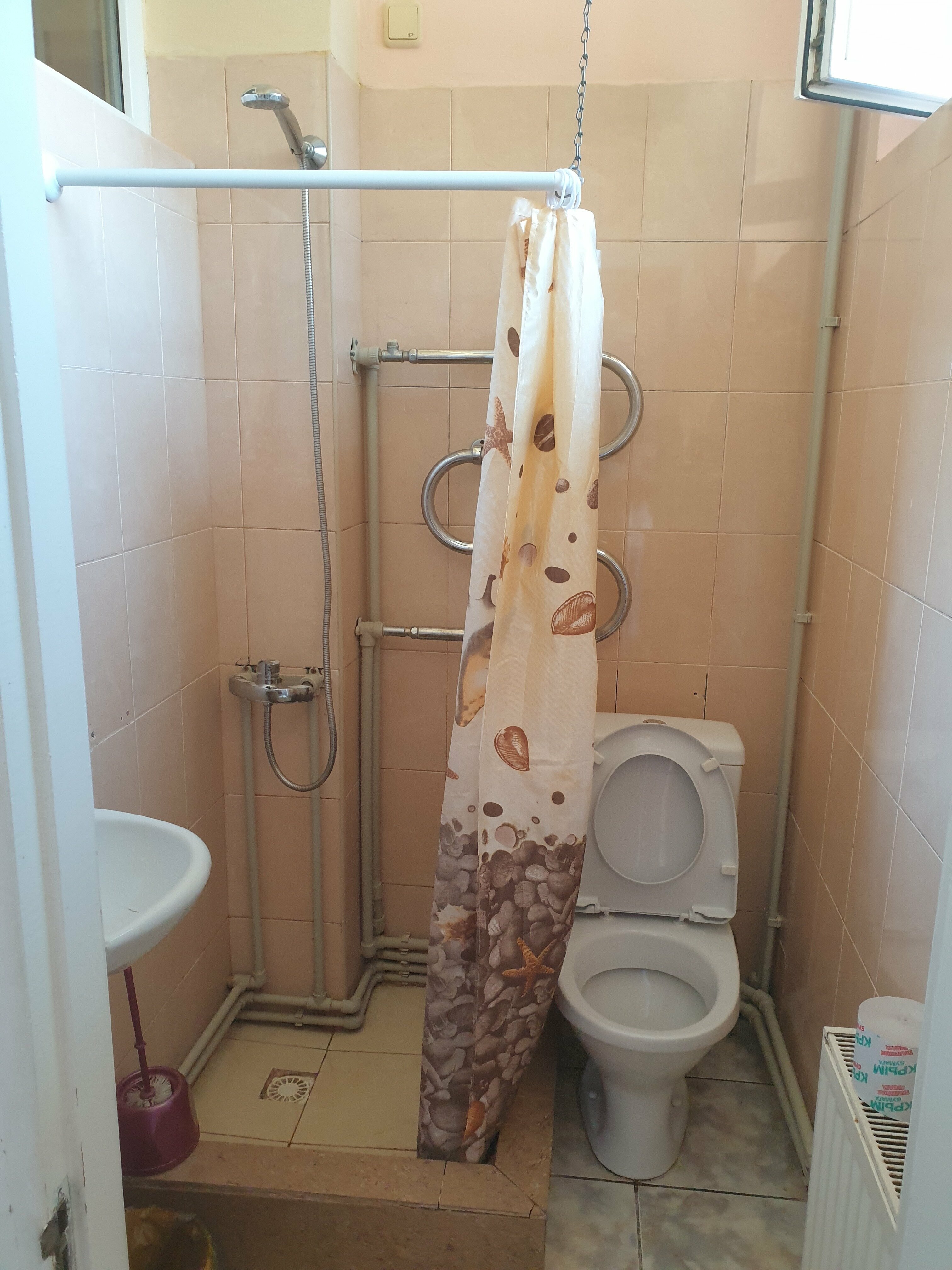 Трехместный номер с окном