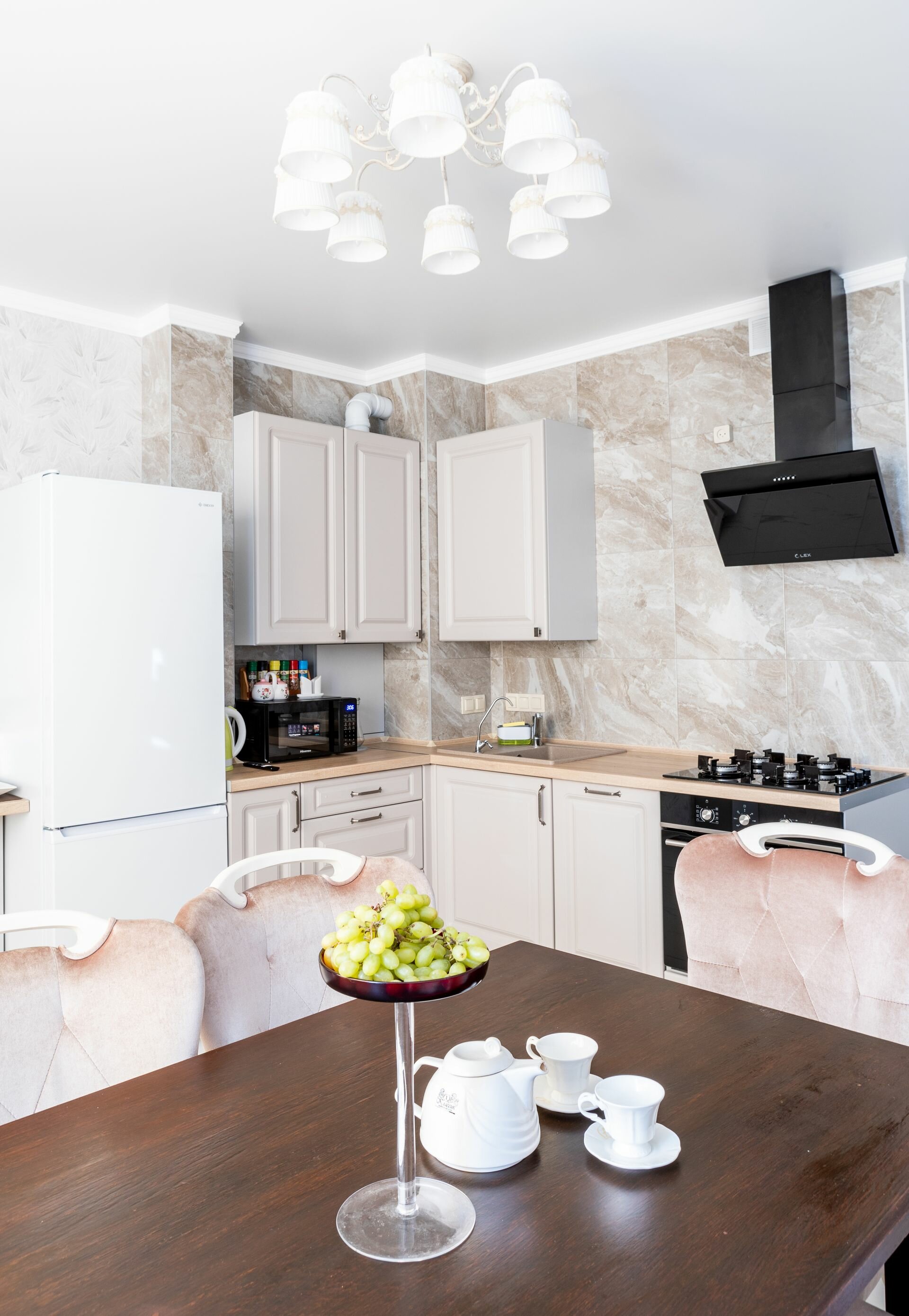 Апартаменты Люкс с двумя балконами ( 3 комнаты)