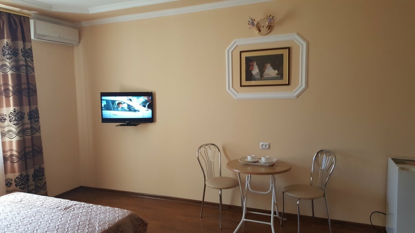 Семейный двухкомнатный номер