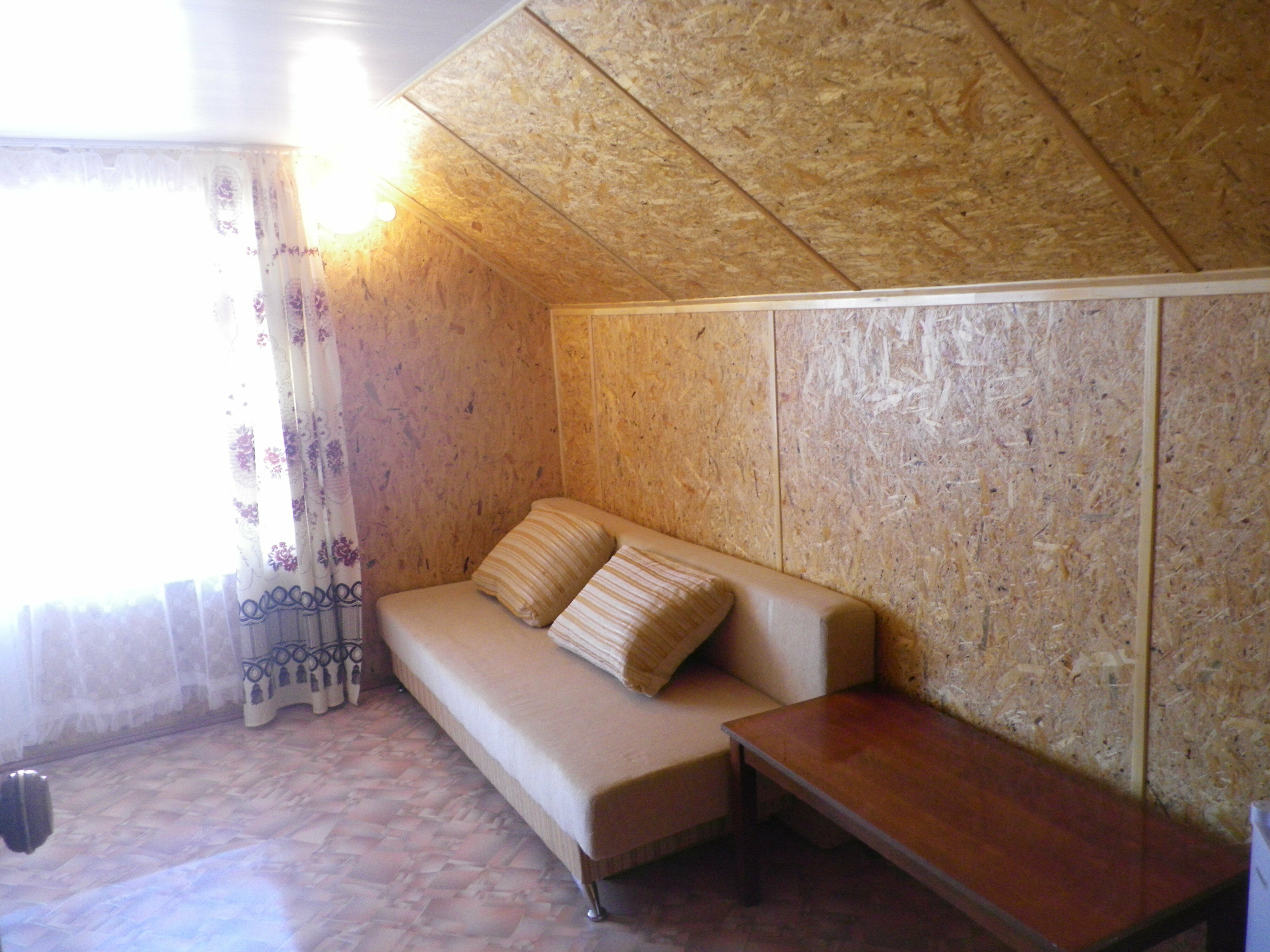 Мансардный 2-комнатный 4-местный номер с балконом №5