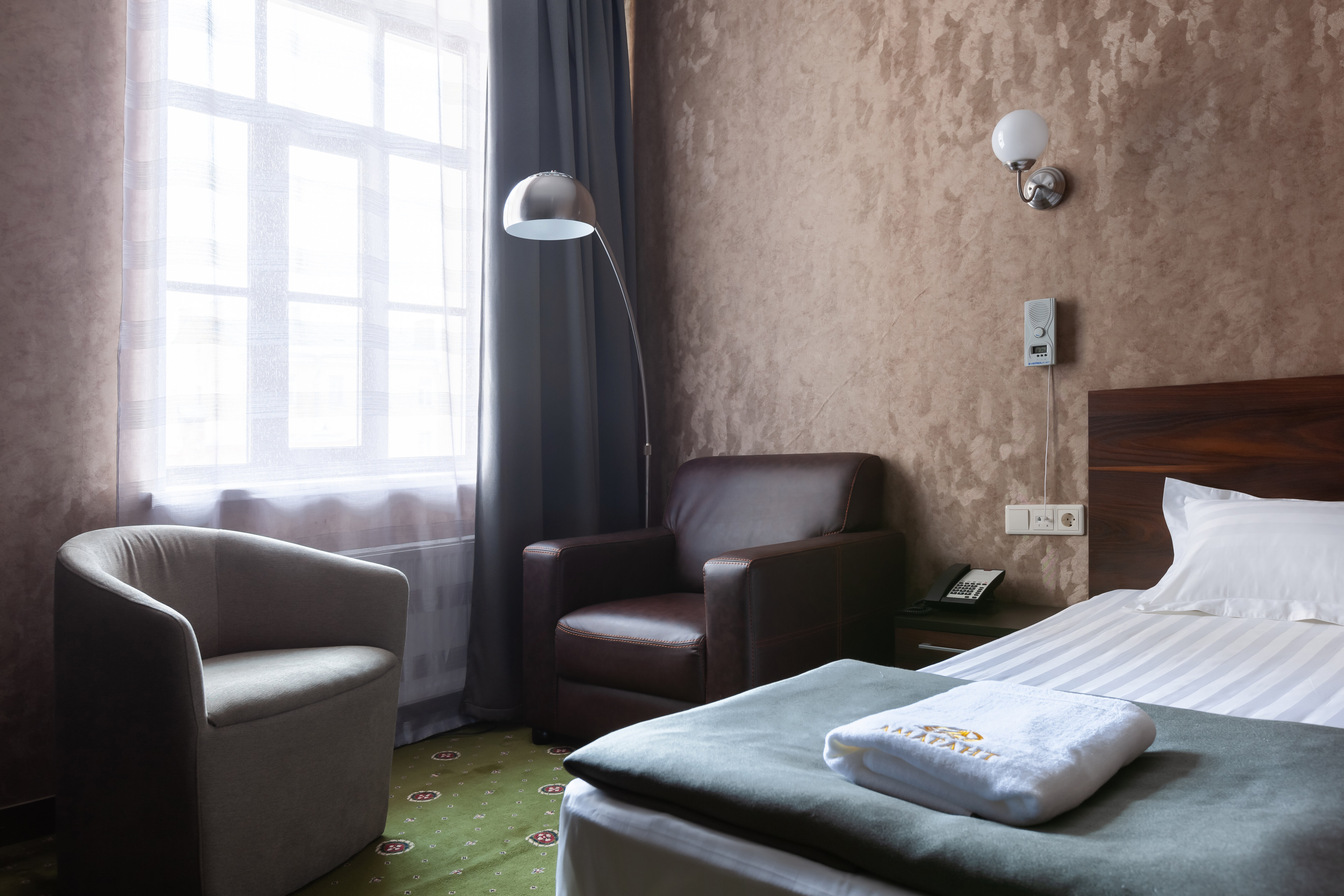 Номер-студия Делюкс с кроватью размера «king-size»