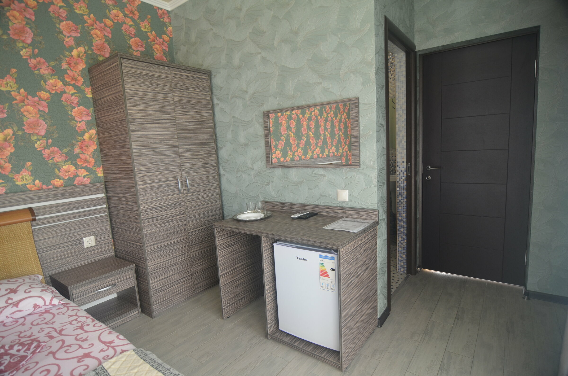 Полулюкс Делюкс