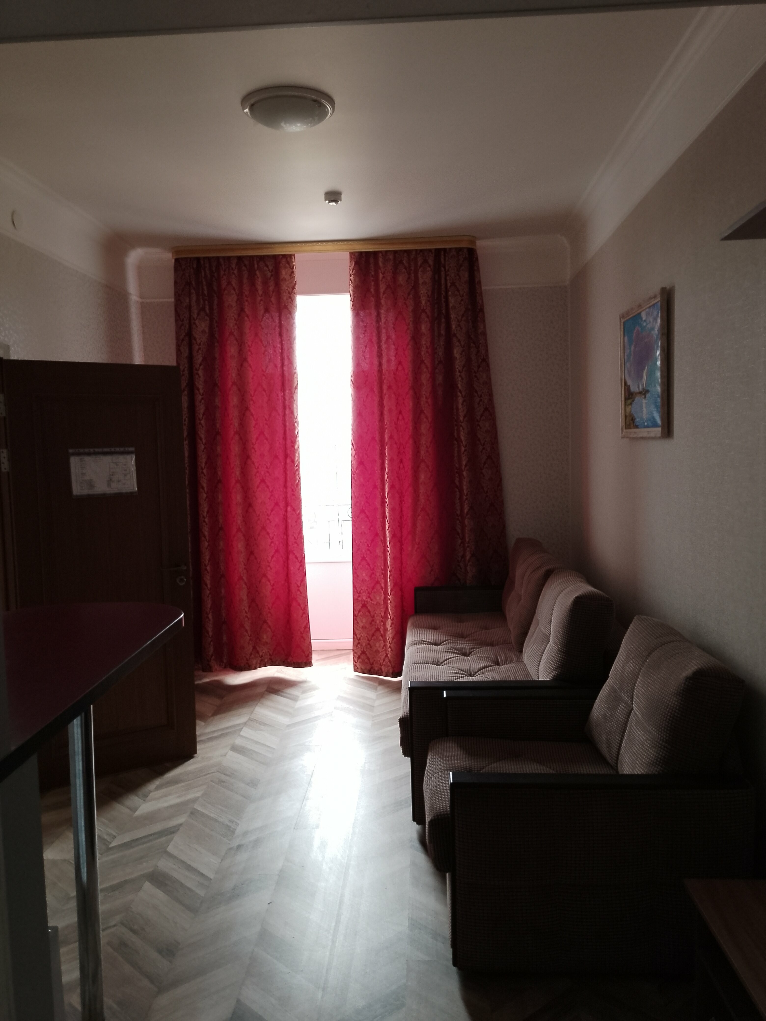 Cемейный номер с собственной ванной комнатой