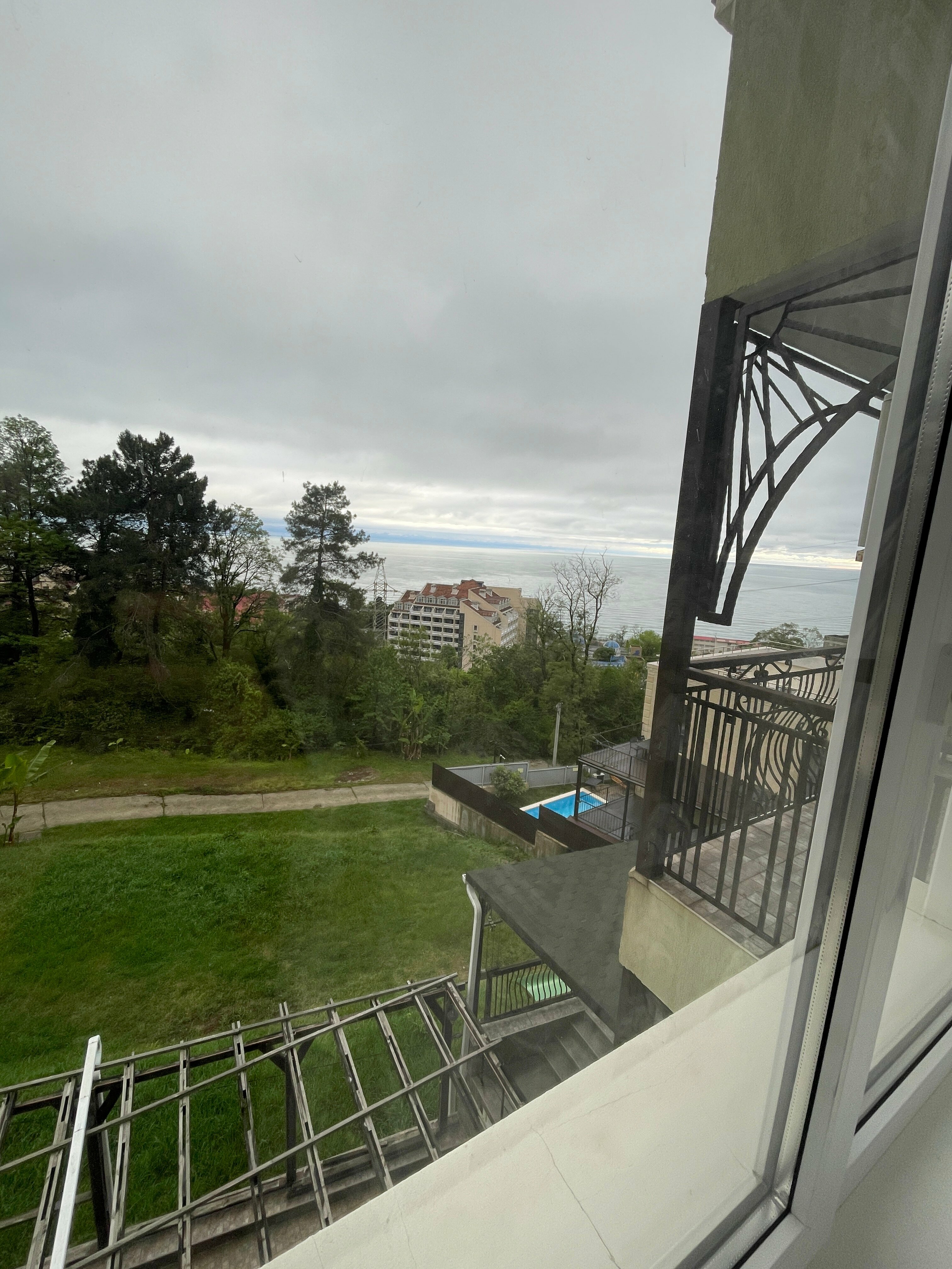 Полулюкс с двумя одноместными кроватями и балконом