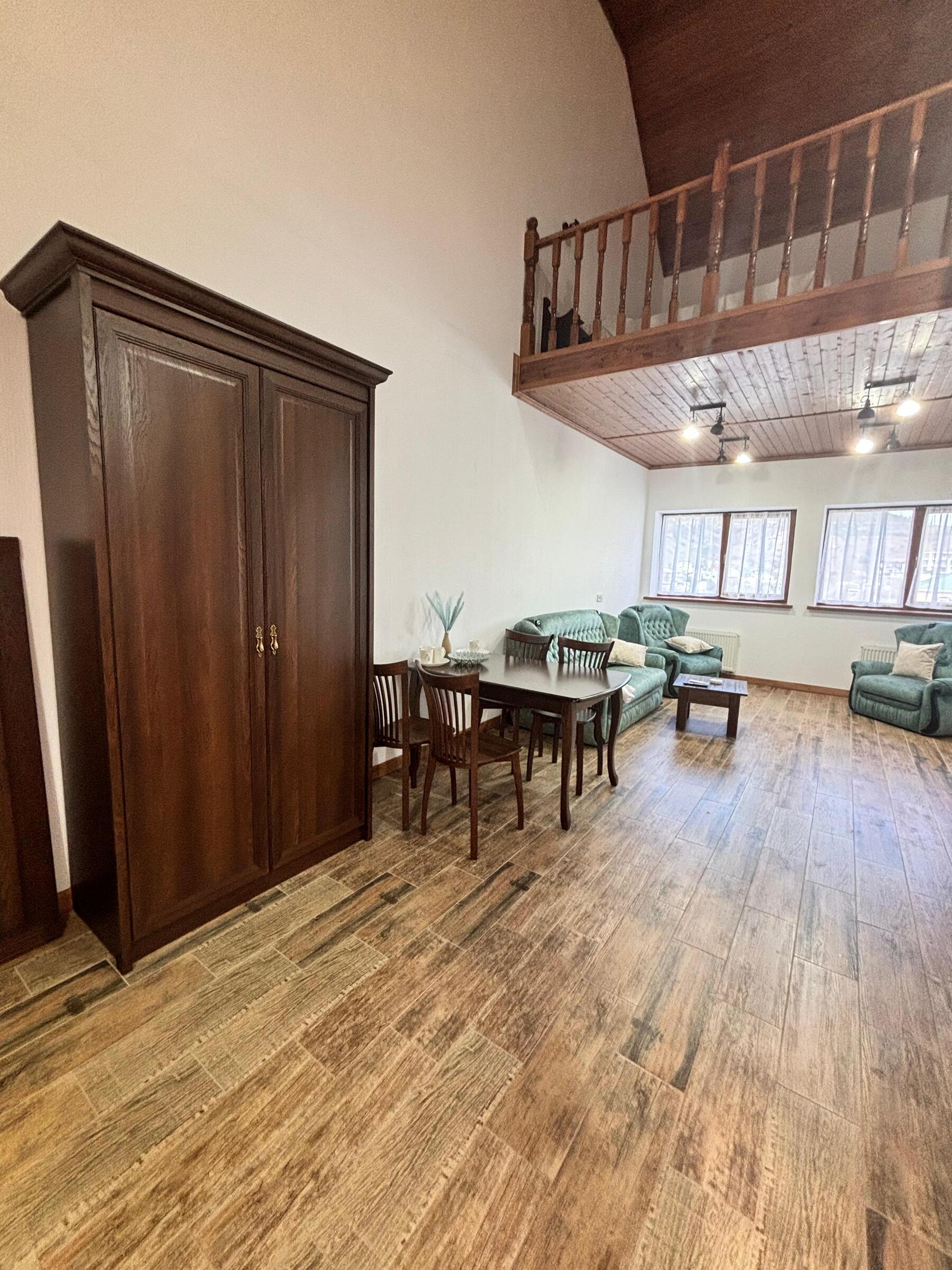 Двухуровневый номер