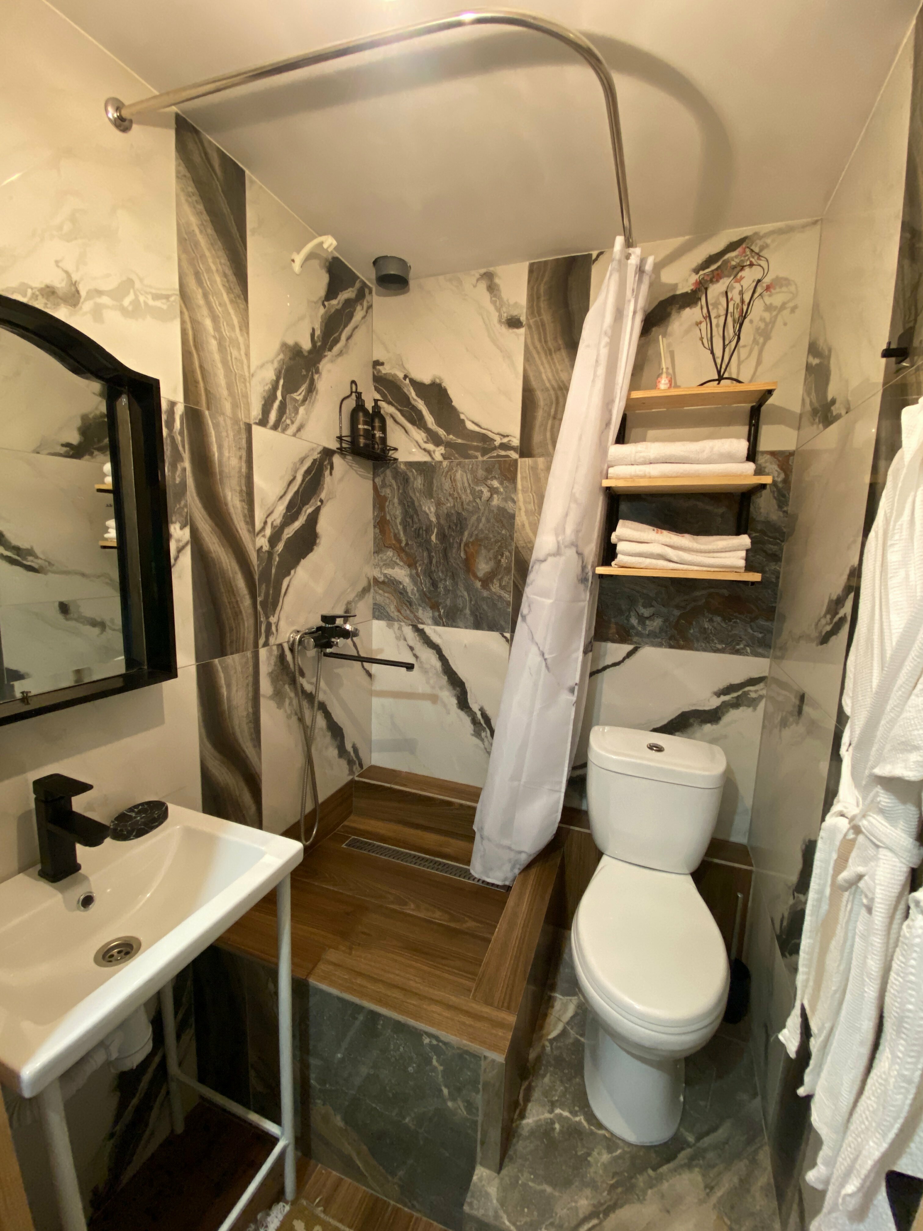 Небольшой двухместный номер с 1 кроватью