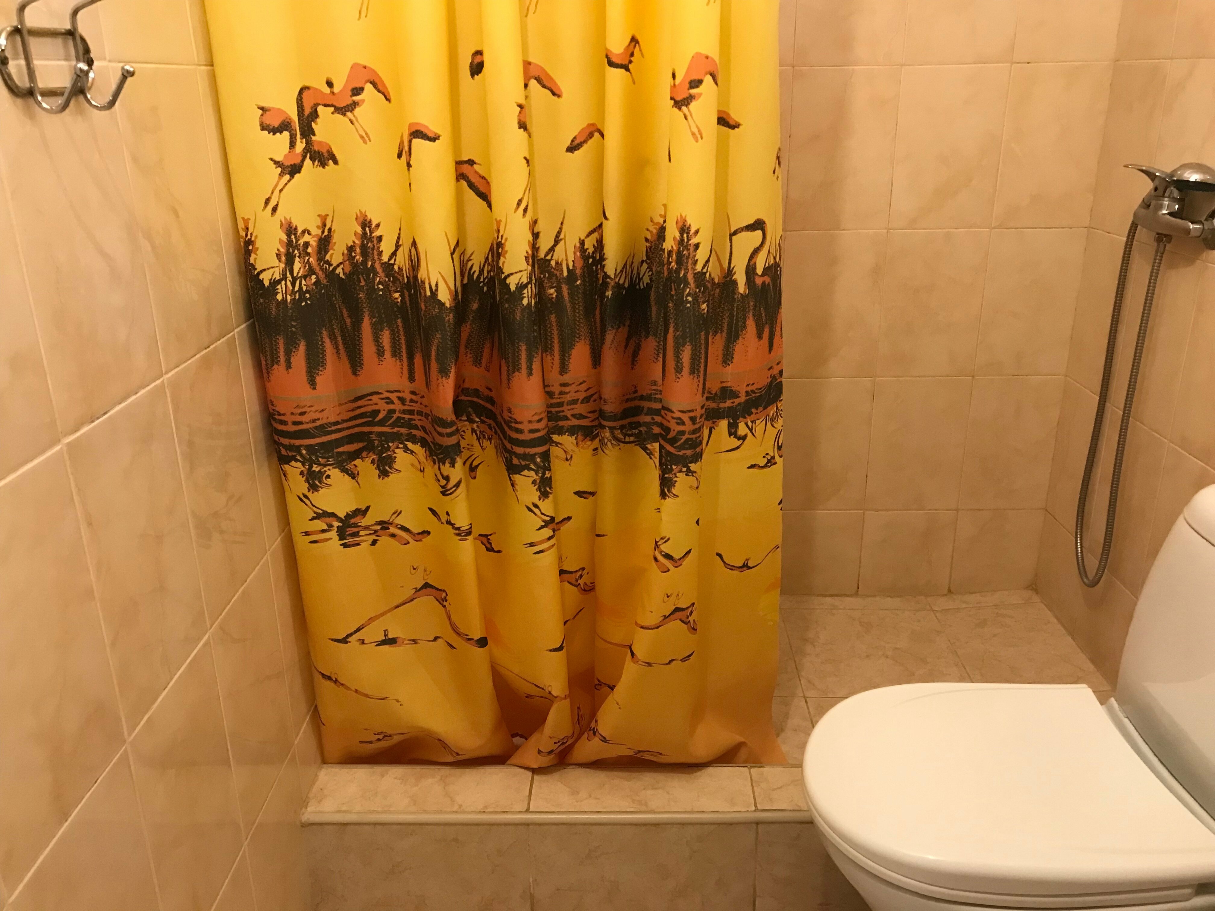 Трехместный номер «Комфорт» с душем