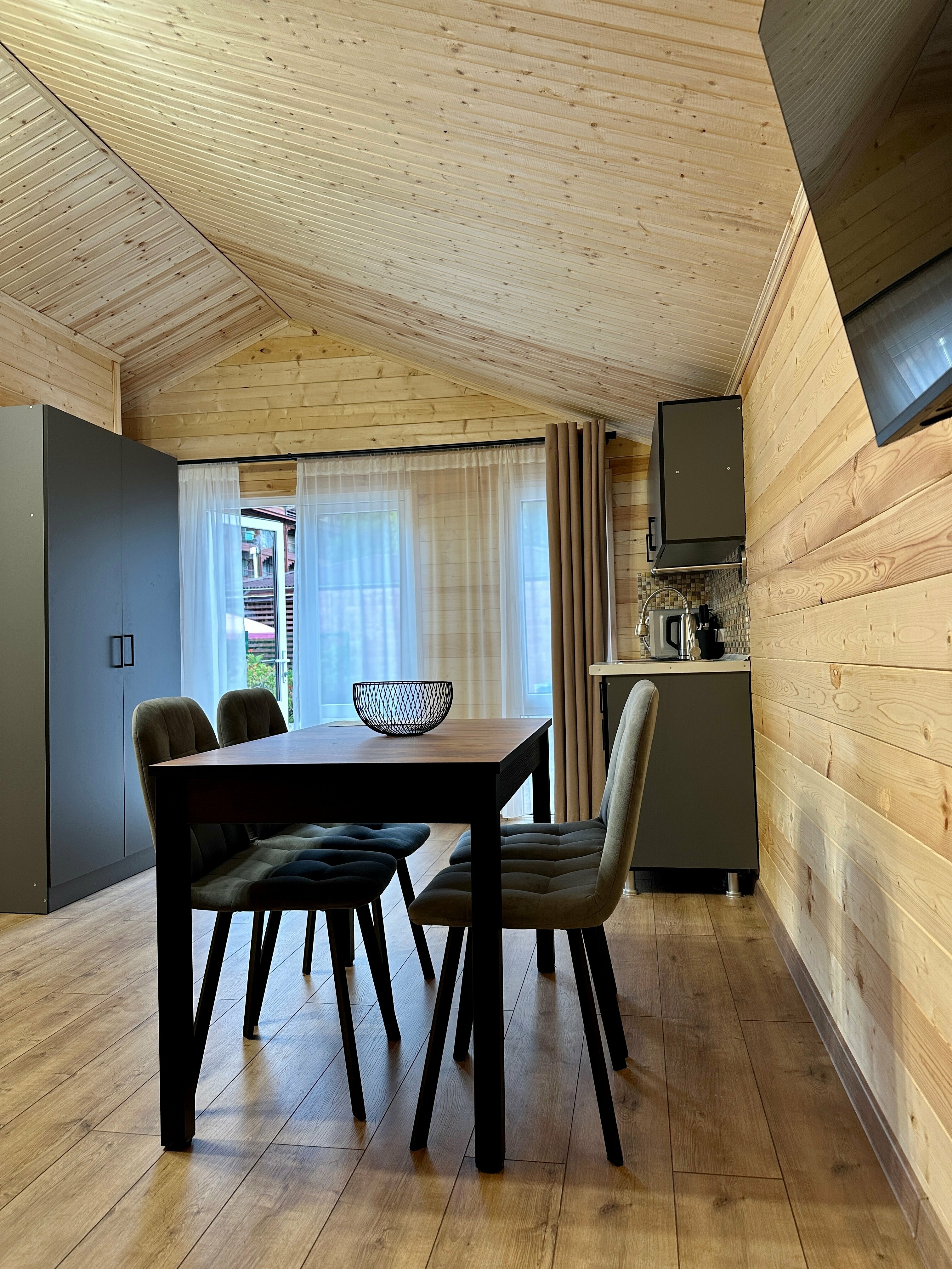 Коттедж 25 кв. с кухней 