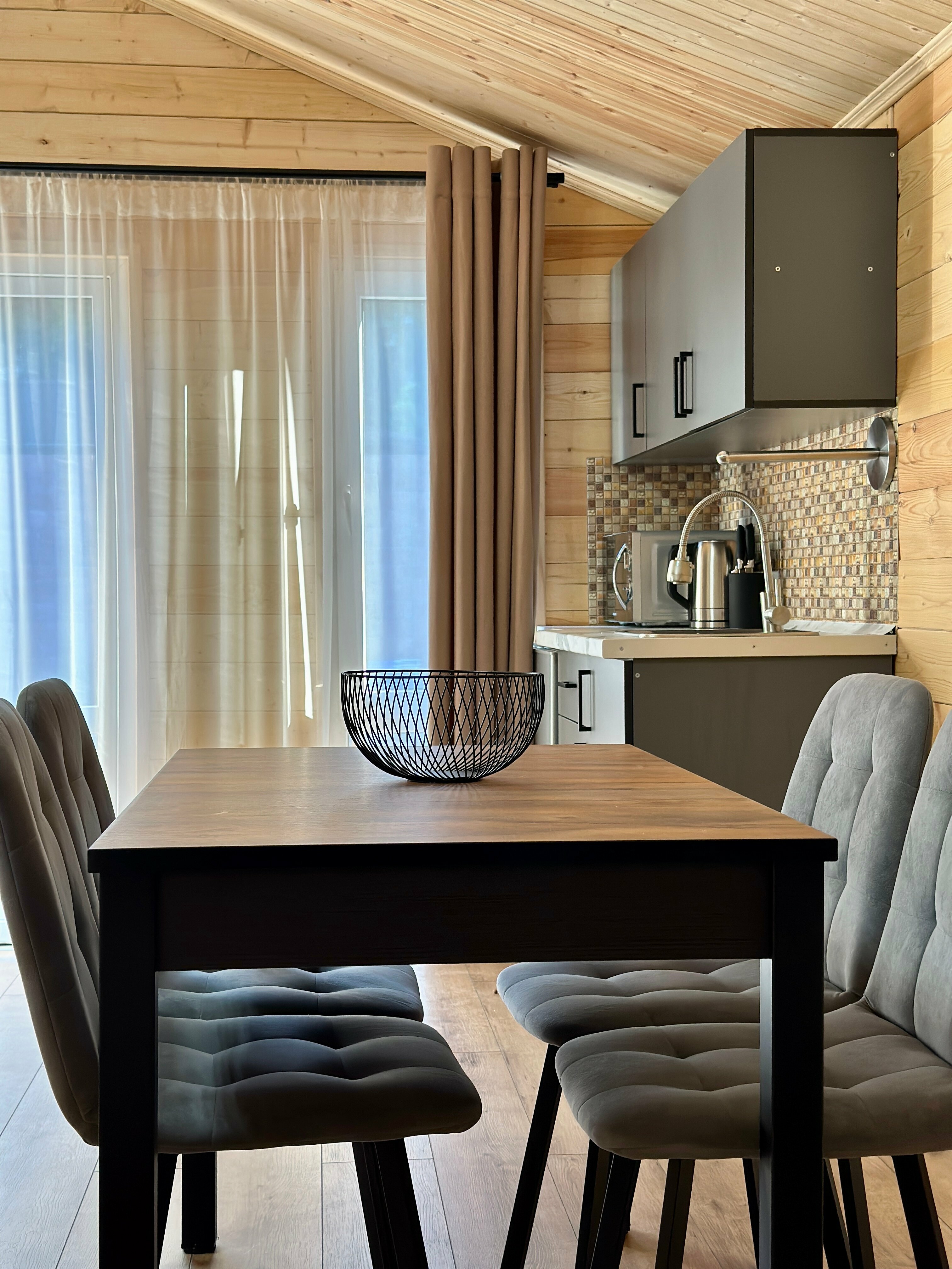 Коттедж 25 кв. с кухней 