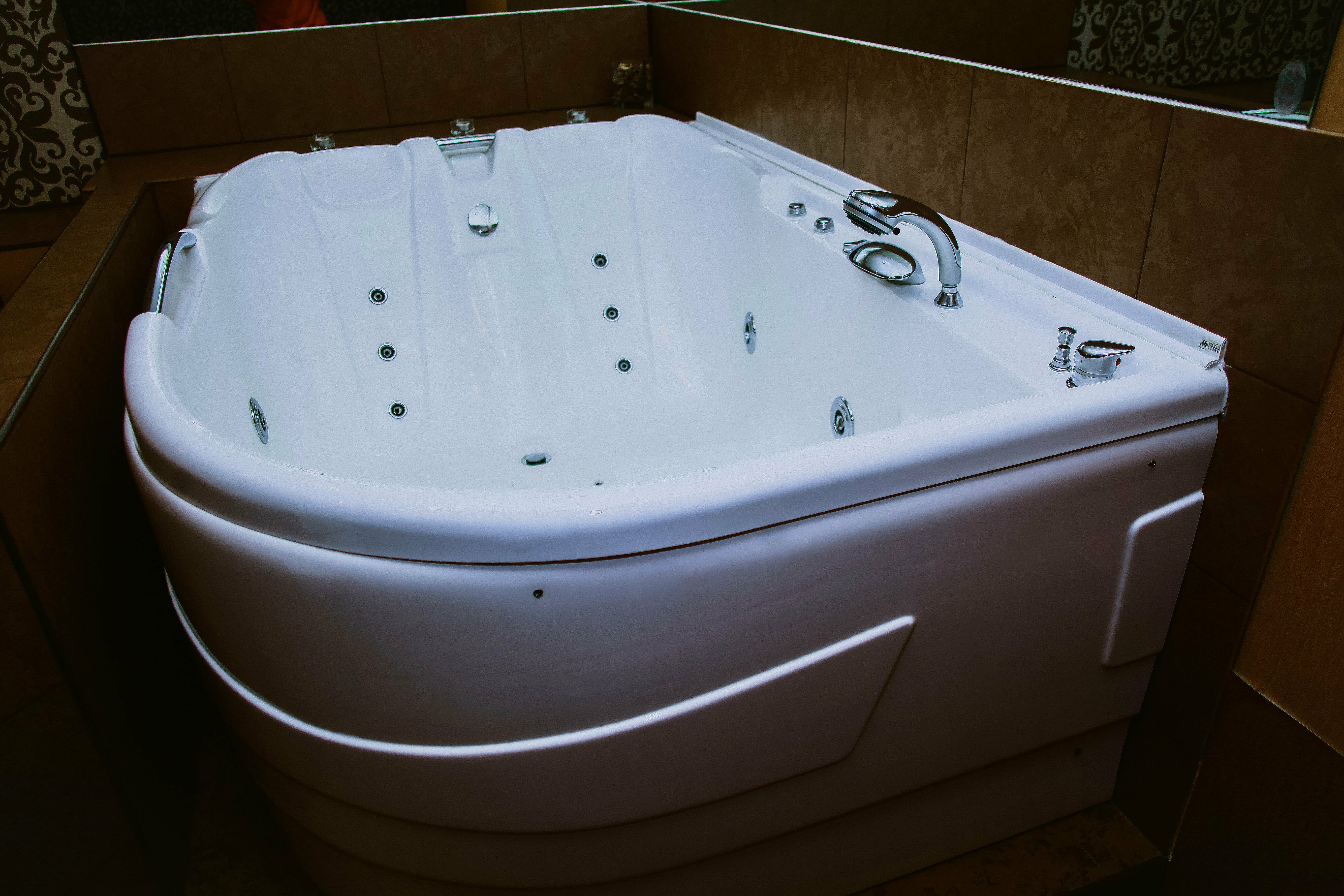 Люкс с гидромассажной ванной