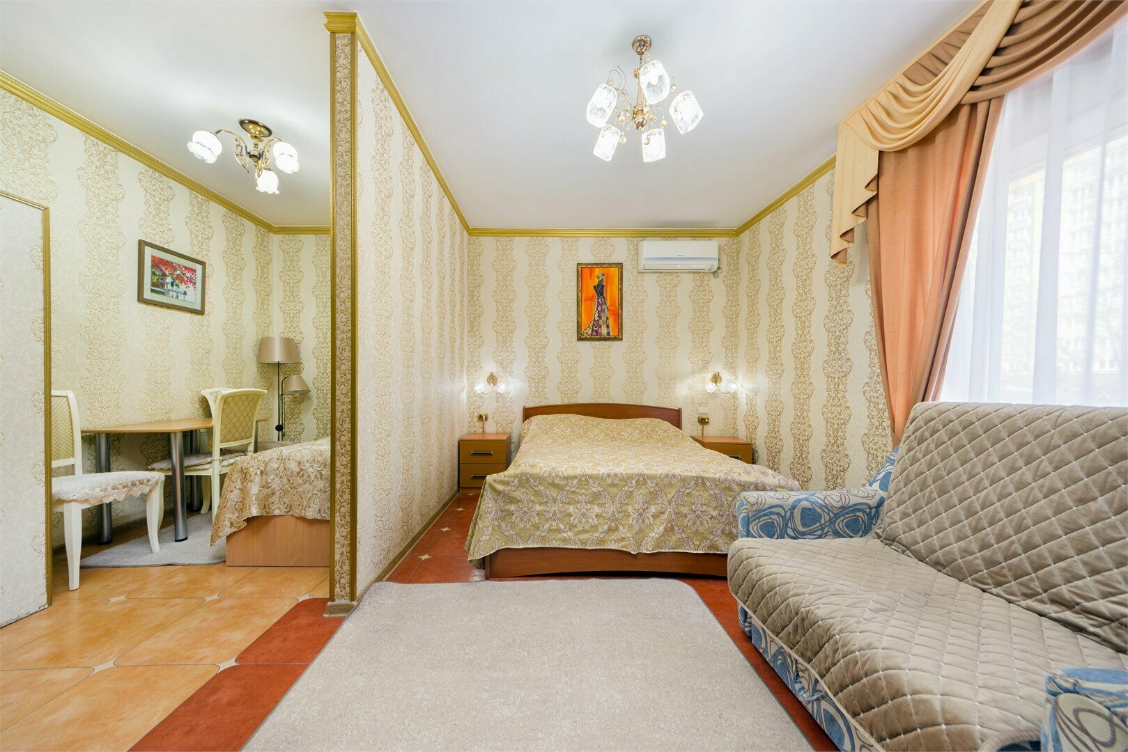 Улучшенный трехместный номер