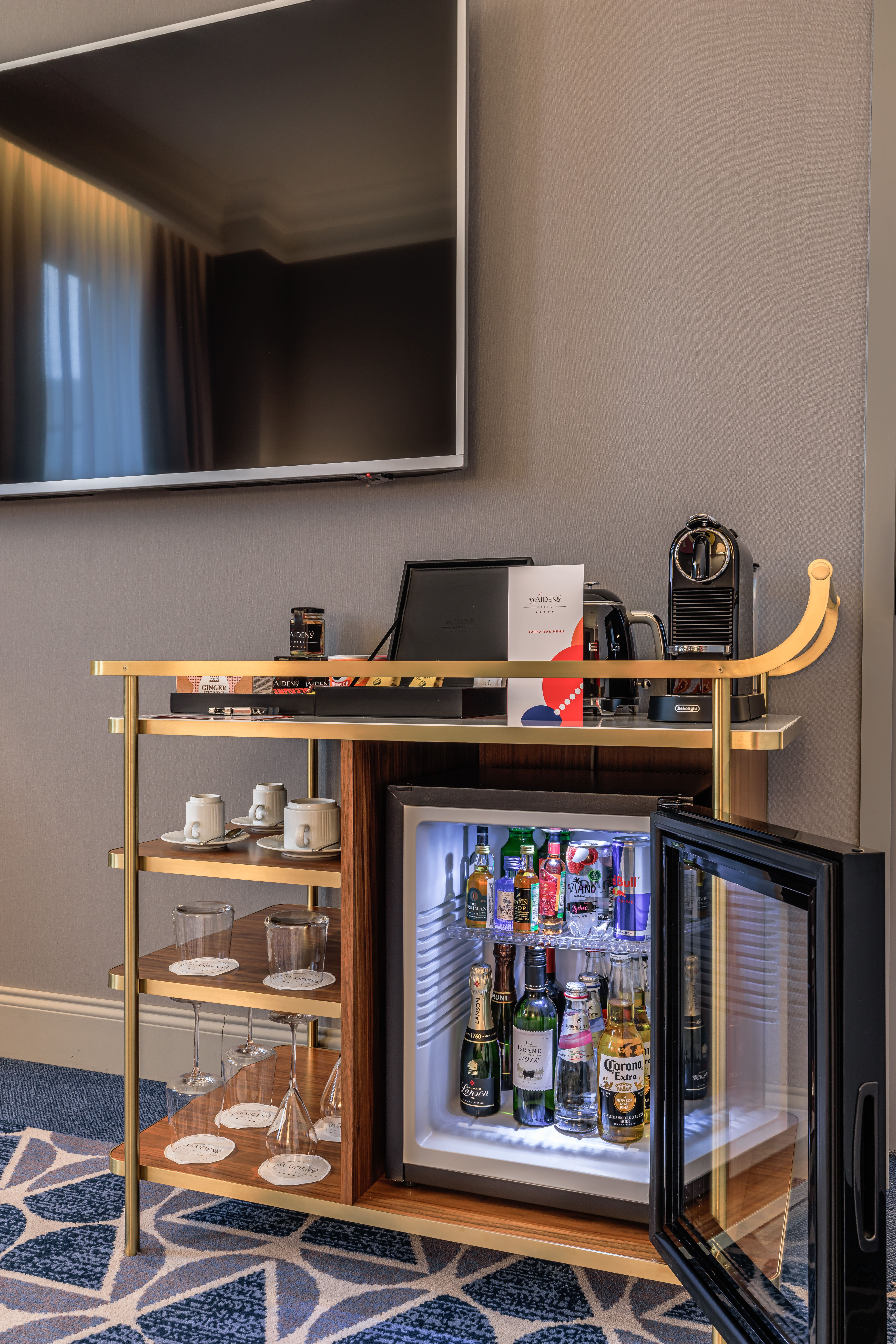 Люкс Амбассадор с балконом