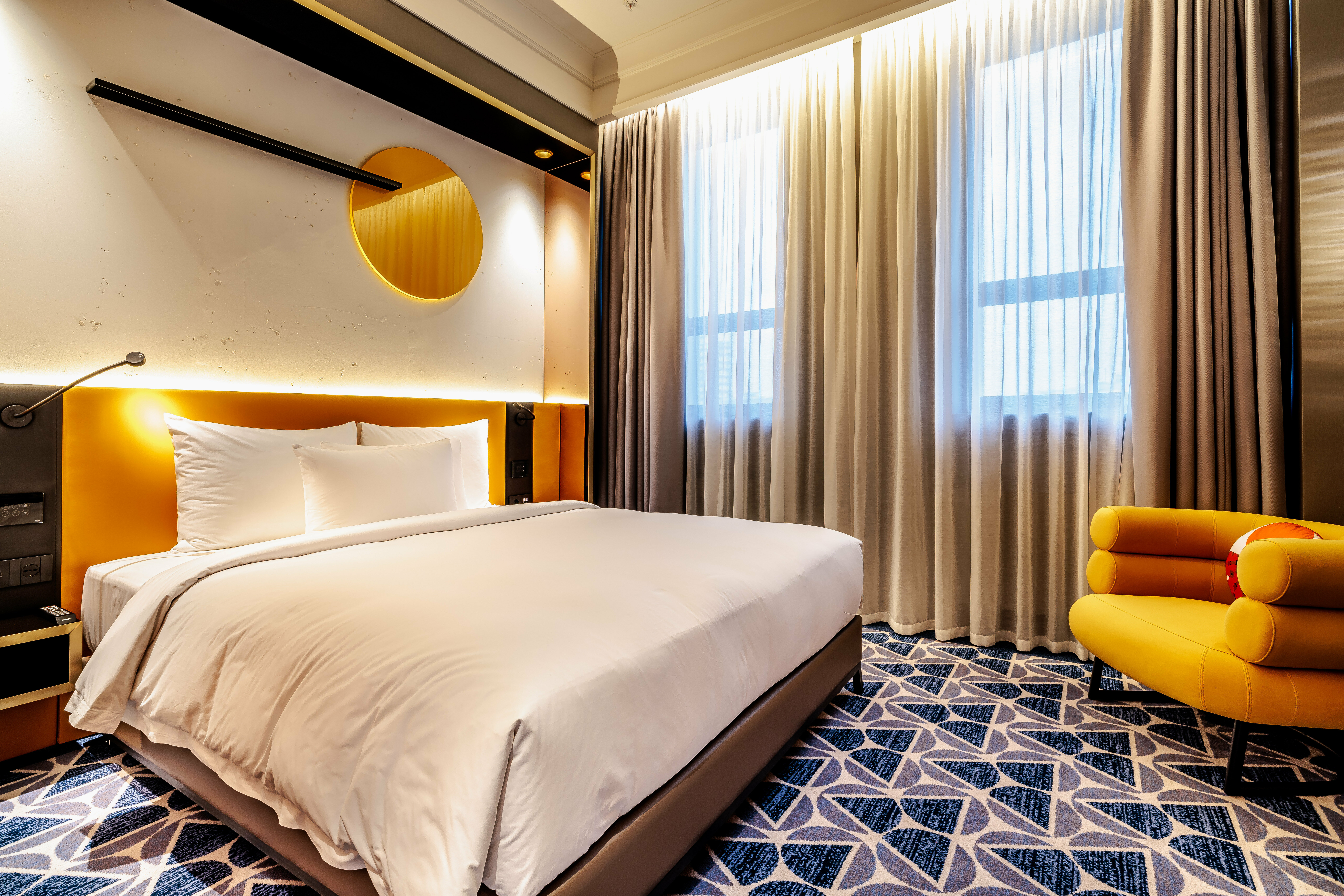 Представительский Кинг с видом на город