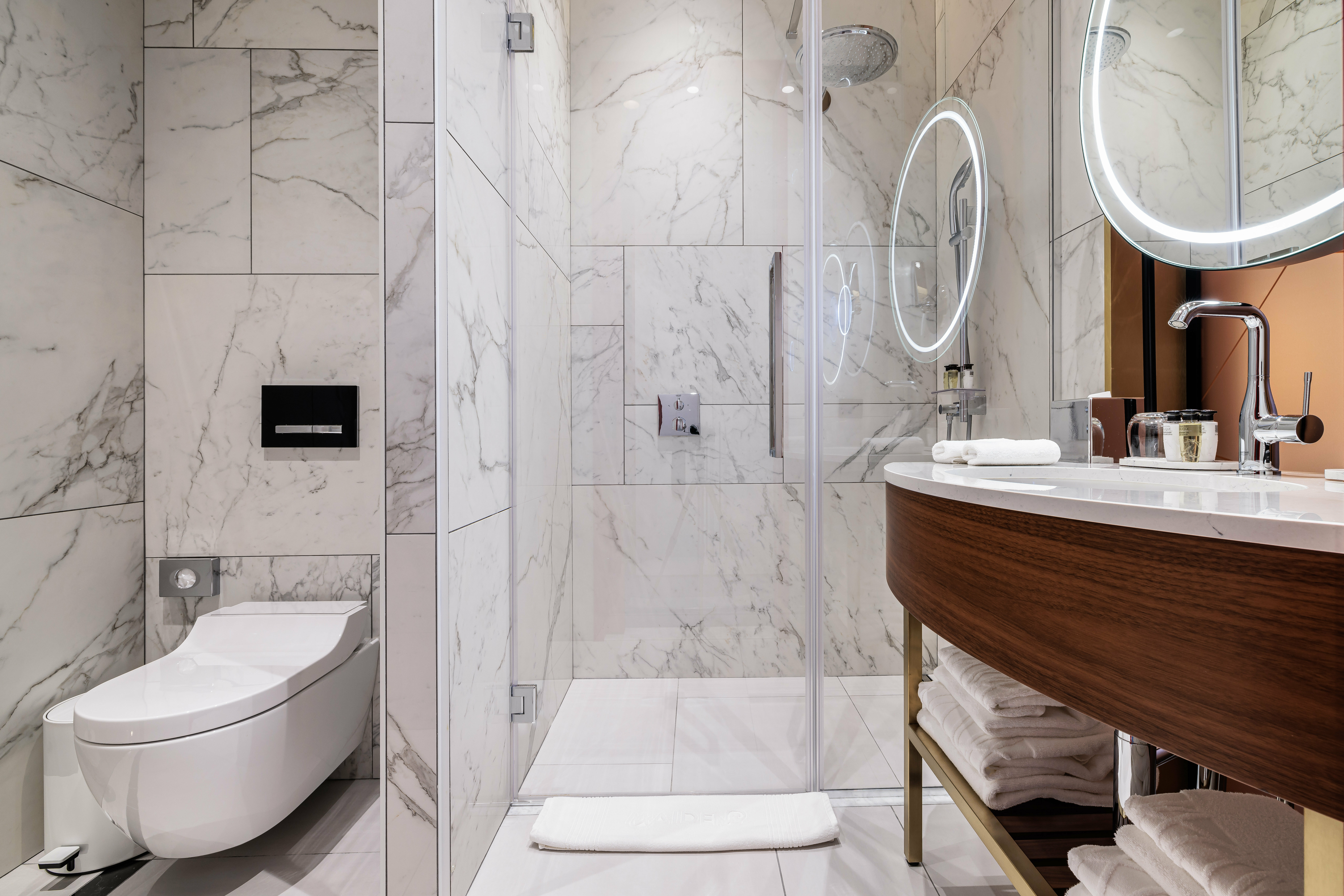 Представительский Твин с видом на город