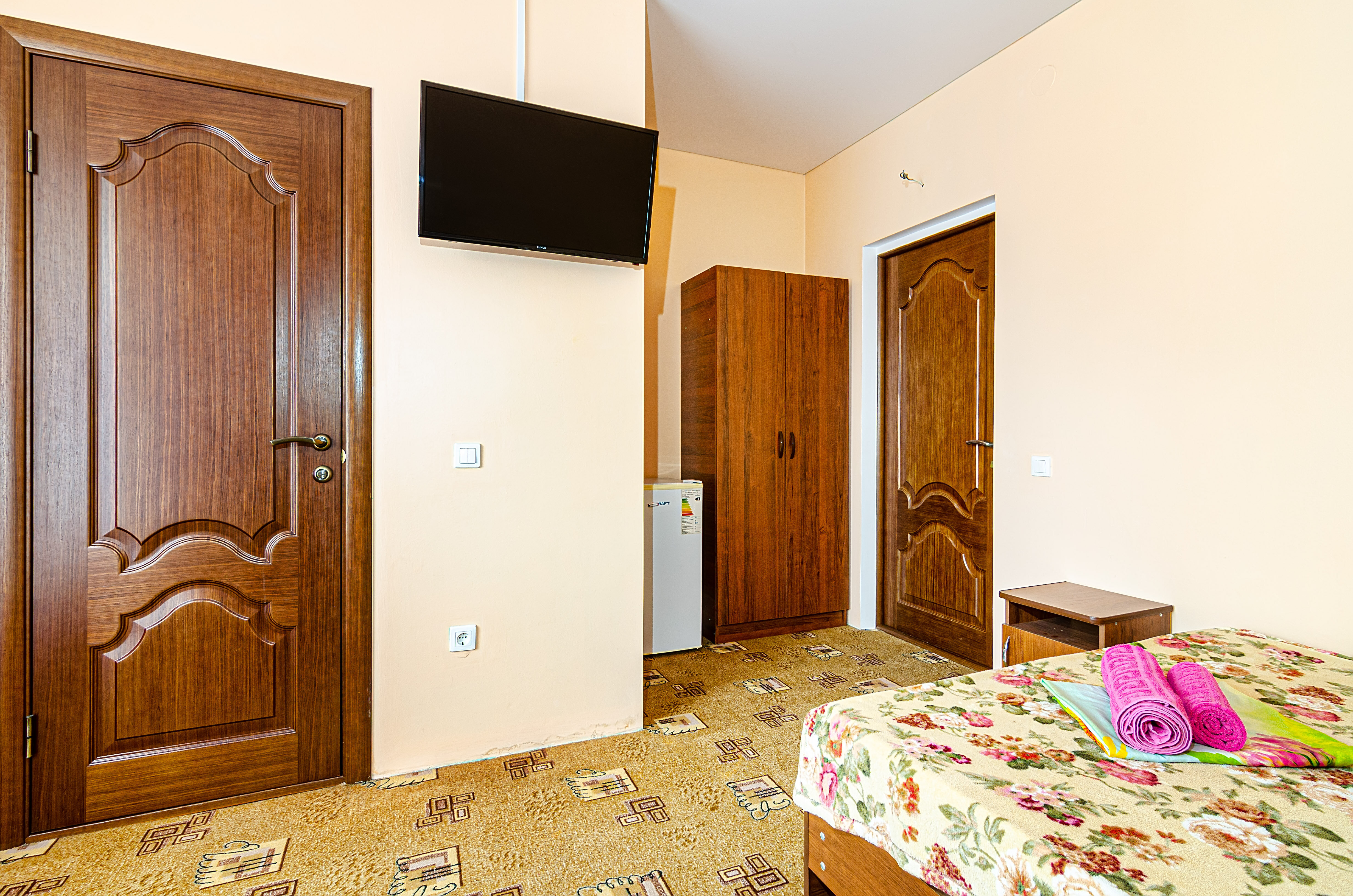 Трехместный номер с балконом