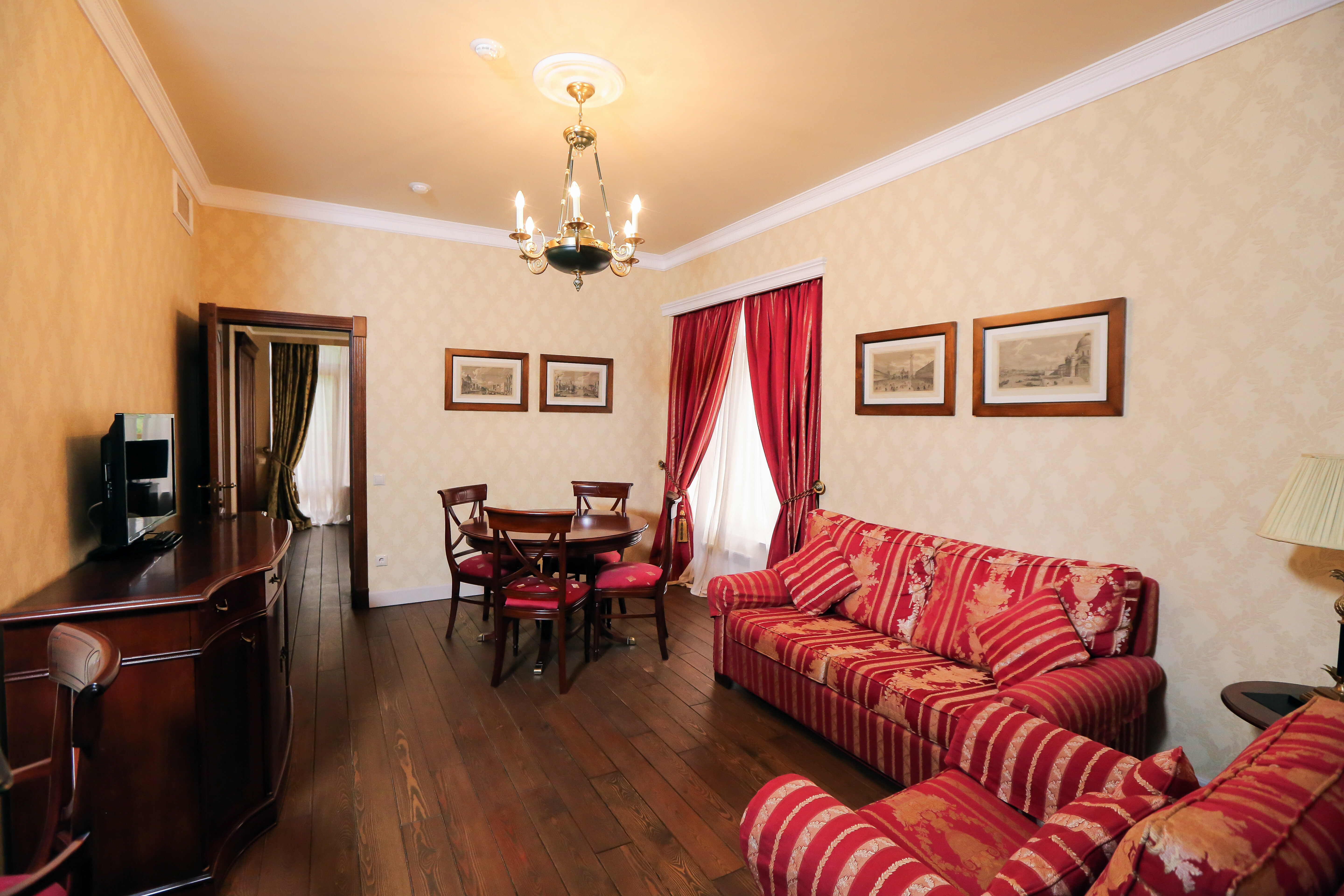 Роскошный четырехместный номер