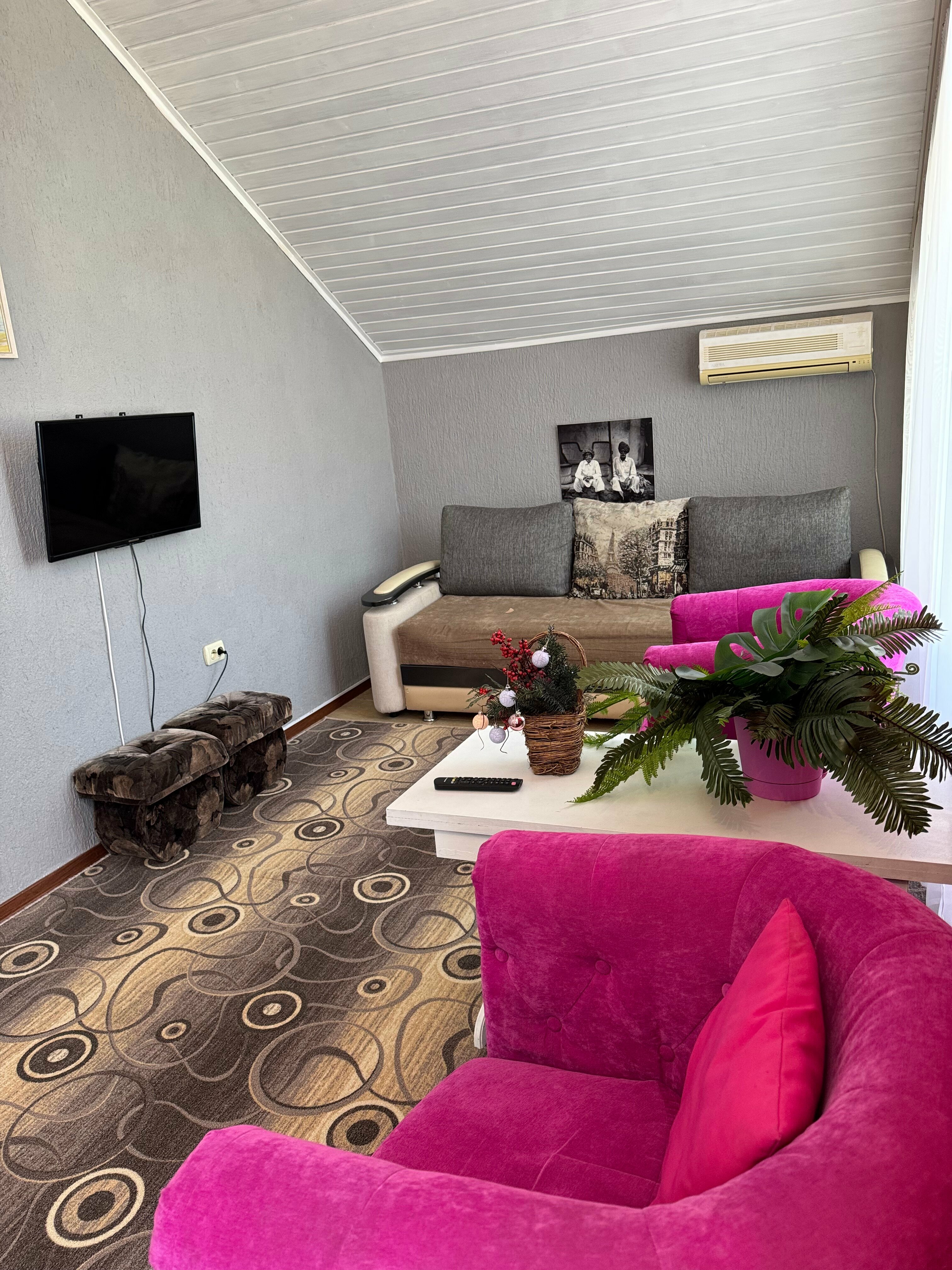 Улучшенный четырехместный номер